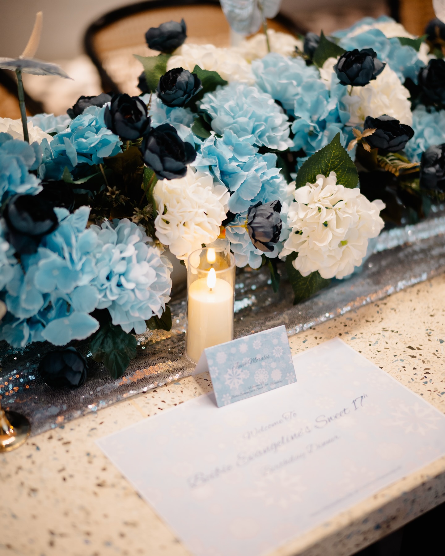 Bespoke table decor at its finest, exclusively by KIM’s,
Unforgettable evenings begin with an unforgettable table✨.
📸 @stevtann