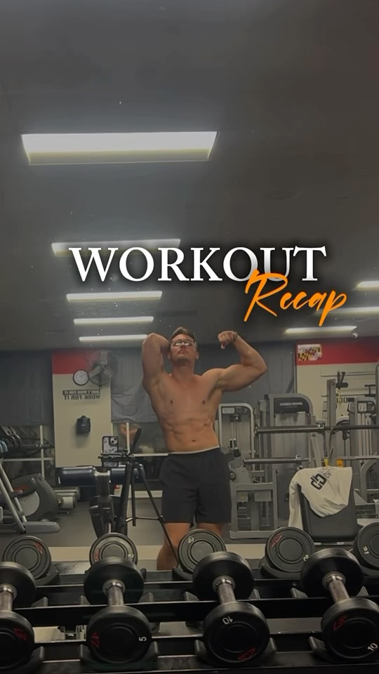 Every rep. Every drop of sweat. Every day. Push yourself harder than yesterday and the results will follow. Keep showing up. Your goals are waiting 💪🏼🔥
DM me “LVL UP” and lets get some results
#gym #gymmotivation #bodybuilding #gymlife #gymrat #motivation #dicipline #workout #gymreels #fitnessmotivation #fitness #gymedit #physique #reels #fitnessgoal #coach #personaltrainer #onlinetrainer