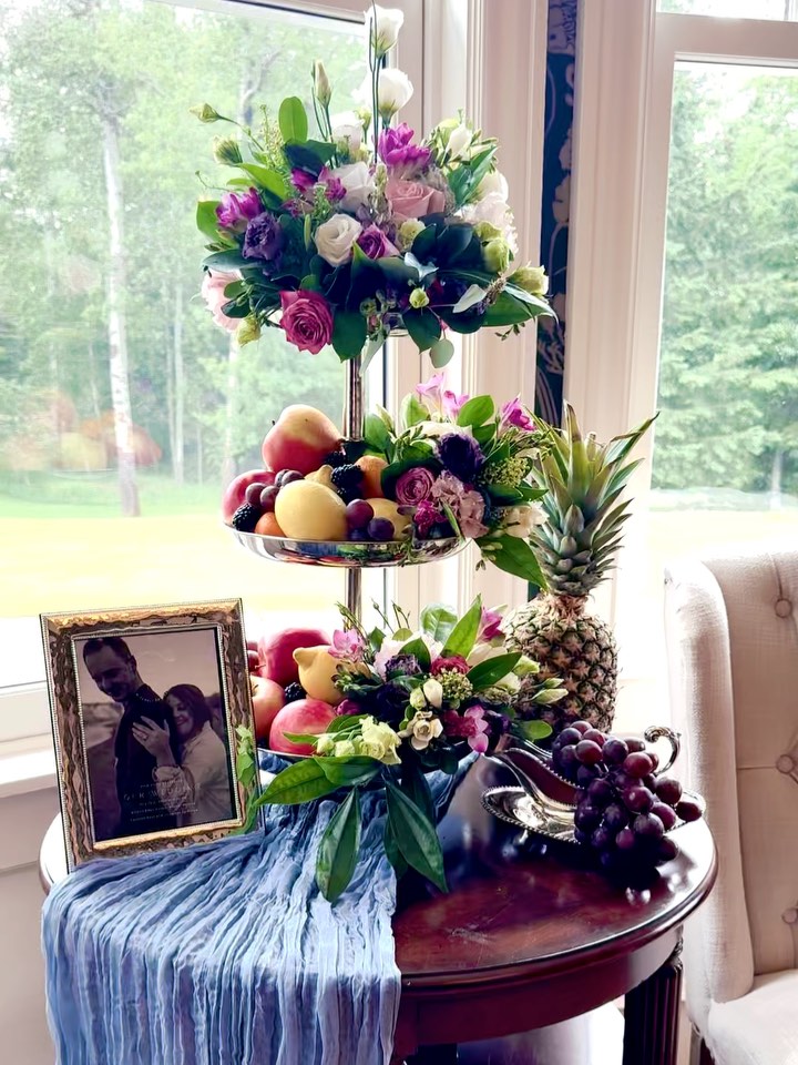 For the bridal shower I just hosted, I really wanted to feature an elegant display that leaned into the theme the bride chose of Petals and Prosecco. I also wanted to bring the richness and splash of colour that fruit provides. Playing off of the beautiful grazing board I had done by @oliveandastergrazing, I did a three tiered fruit and flower arrangement that was incredibly fun to create. The arrangement perfectly complimented the grazing board and the assortment of dinner plates I had chosen to use from my China collection.
#dawnmcconnellinspiredliving #dawnmcconnell #inspiredliving #yeg #eventplanning #yegeventplanner #fruitandflowers #floral #flowerarrangements #dyi #elegant #homedecorating #party #partyplanning #bridalshower #prosecco #petals #creative #flowers