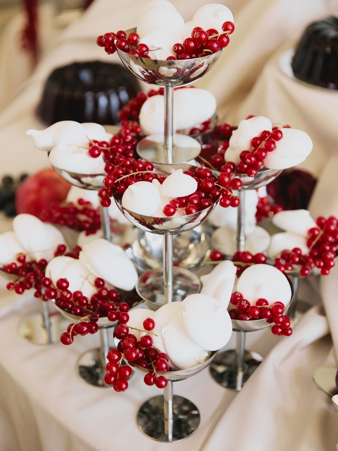 Sladké umenie by @kolachella 🍒
.
.
#bdaycake #sweettable #narodeninovaoslava #narodeninovatorta #nina2