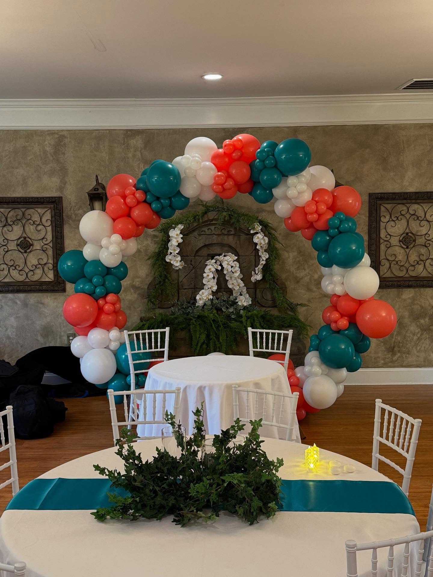 Forever starts here 💍✨
This dreamy balloon circle arch and spiral columns were created to frame a love story worth celebrating. A touch of personalization made it uniquely theirs — just like every love story should be.
Weddings like this remind me why I love what I do. 🎈
If you’re planning a wedding or special event, I’d love to help bring your vision to life. Now booking for 2025!