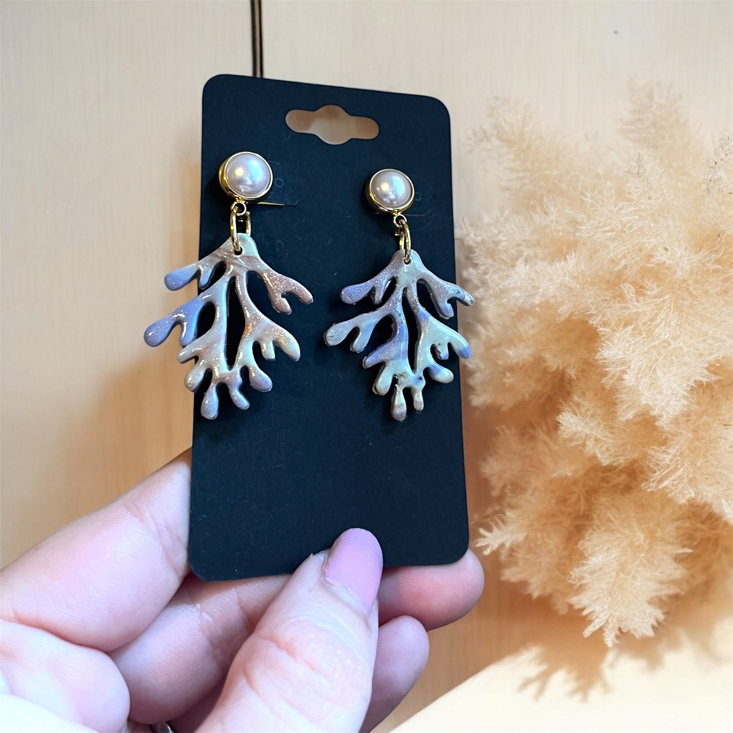 Just a lil summer coral sneak peak. Marbled (pic 1) vs Mica (pic 2) which one would you pick?