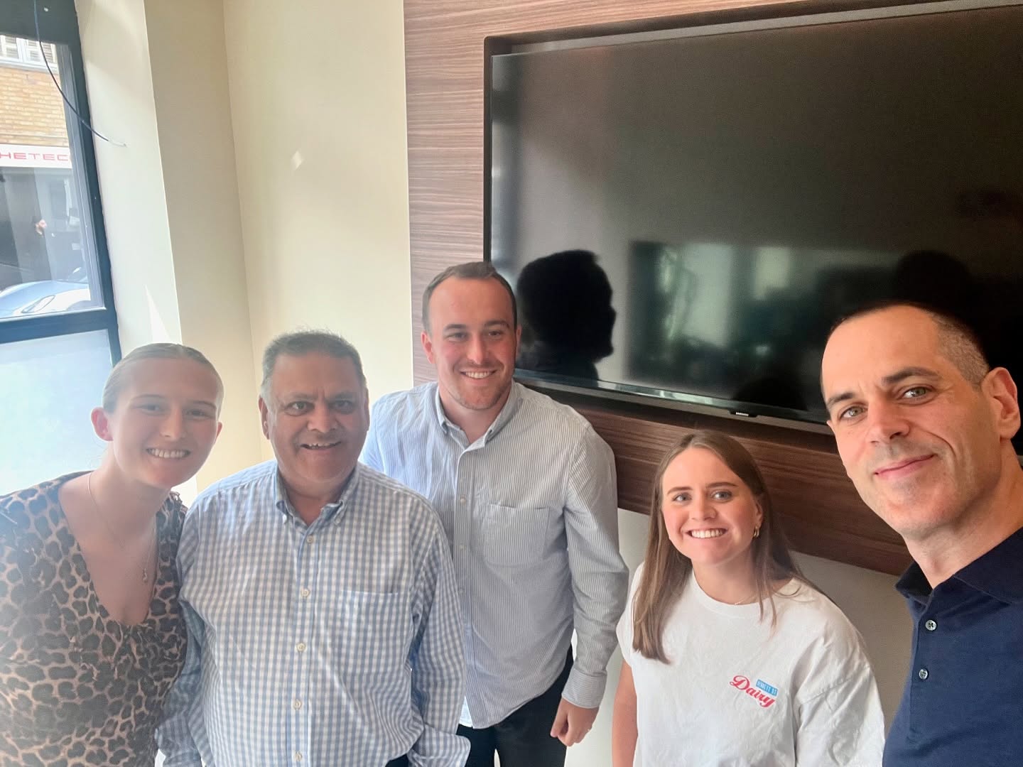 Great to have Mr Patel drop by EPH HQ today!
One of our sharpest hunters, he’s helped us track down some brilliant empty homes over the past few months.
Always nice to put a face to the name (and the inbox alerts!) thanks for popping in!
#EmptyPropertyHunters #hunterswelcome #EmptyHomes #propertyhunters