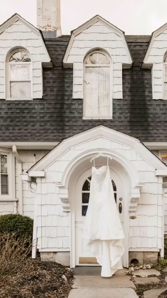 Lose yourself in this soft, enticing glow of ‘The Hills’ wedding. ✨ This wedding day was filled with every exquisite detail and heartfelt moment that made their day truly unforgettable.
At Kate Nicole Events, we believe in crafting wedding experiences that are not just beautiful, but deeply personal. For The Hills, we meticulously curated each detail, ensuring every touch point reflected their unique story and vision. It’s in these subtle intricacies and the profound connection between two people that the most breathtaking memories are made.
Coordinator | @katenicole_events
Venue & Catering | @whitehousecaterers
Alcohol | @winebinec
Hair | @thebeautybar402
Makeup | Flow Artistry Makeup
Cake/Desserts | Artistic Desserts
Photography & Videography | @freefloatingmedia
DJ & Uplighting | @songbirdeventco
Florist | @floralexpressionsbyjen
Photo Booth | Overhills Mansion
#katenicoleevents #baltimoreweddings #marylandweddings #baltimoreeventplanner #marylandeventplanner #luxurywedding #weddinginspiration #weddinginspo #weddingplanner #luxuryeventplanning #weddingcoordinator #dmveventplanning #dmvweddingplanner #weddingvenue #weddingtips