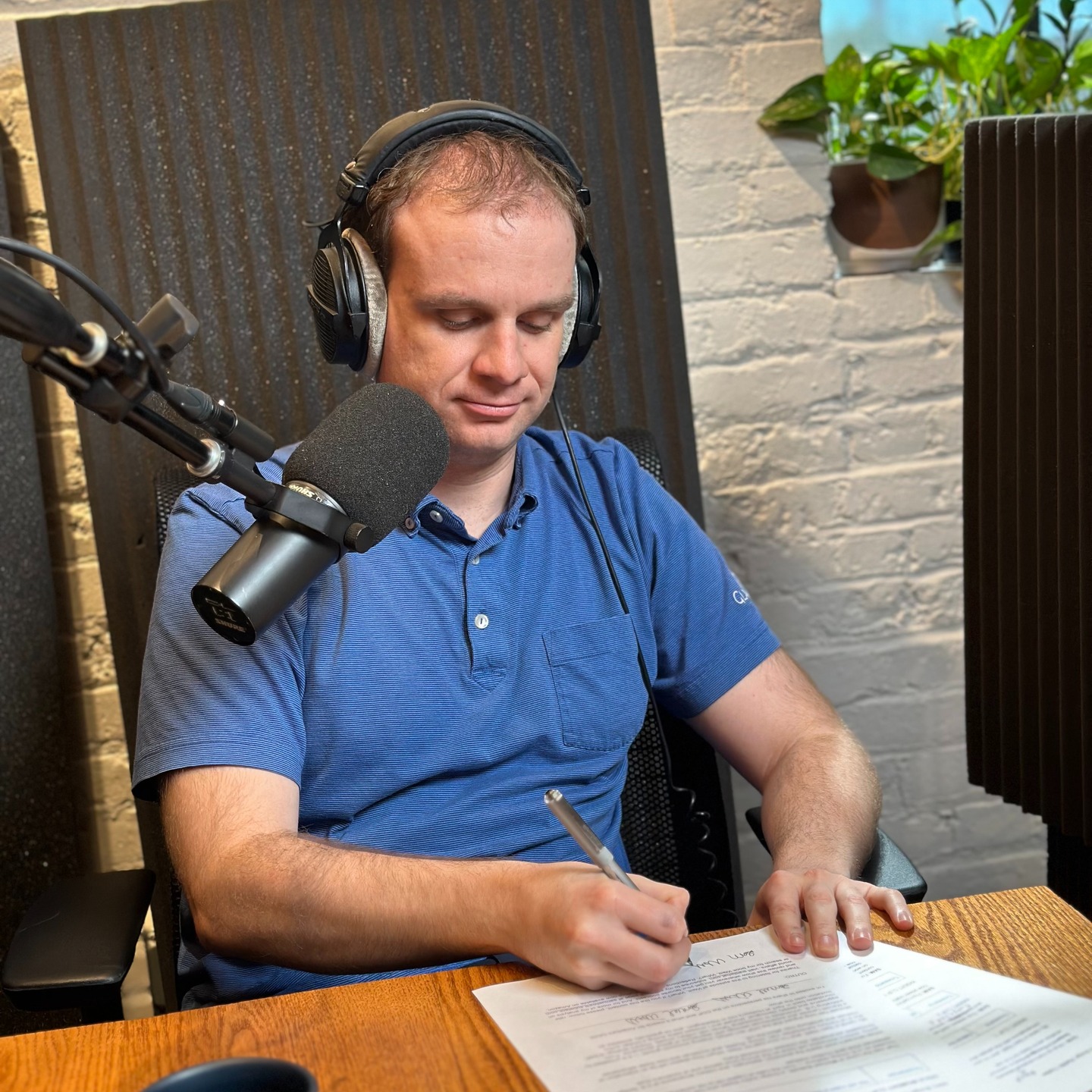Rainy days are for podcasting ☔🎙️
Spent part of my Monday in The Chase Studio with Relationary Marketing at the Nashville Entrepreneur Center recording an episode for Waitt, What? Season 2 — coming soon!
Grateful for the space, the team, and my wonderful guests. Stay tuned. #WaittWhat? #NashvilleEntrepreneurCenter #RelationaryMarketing #Podcast