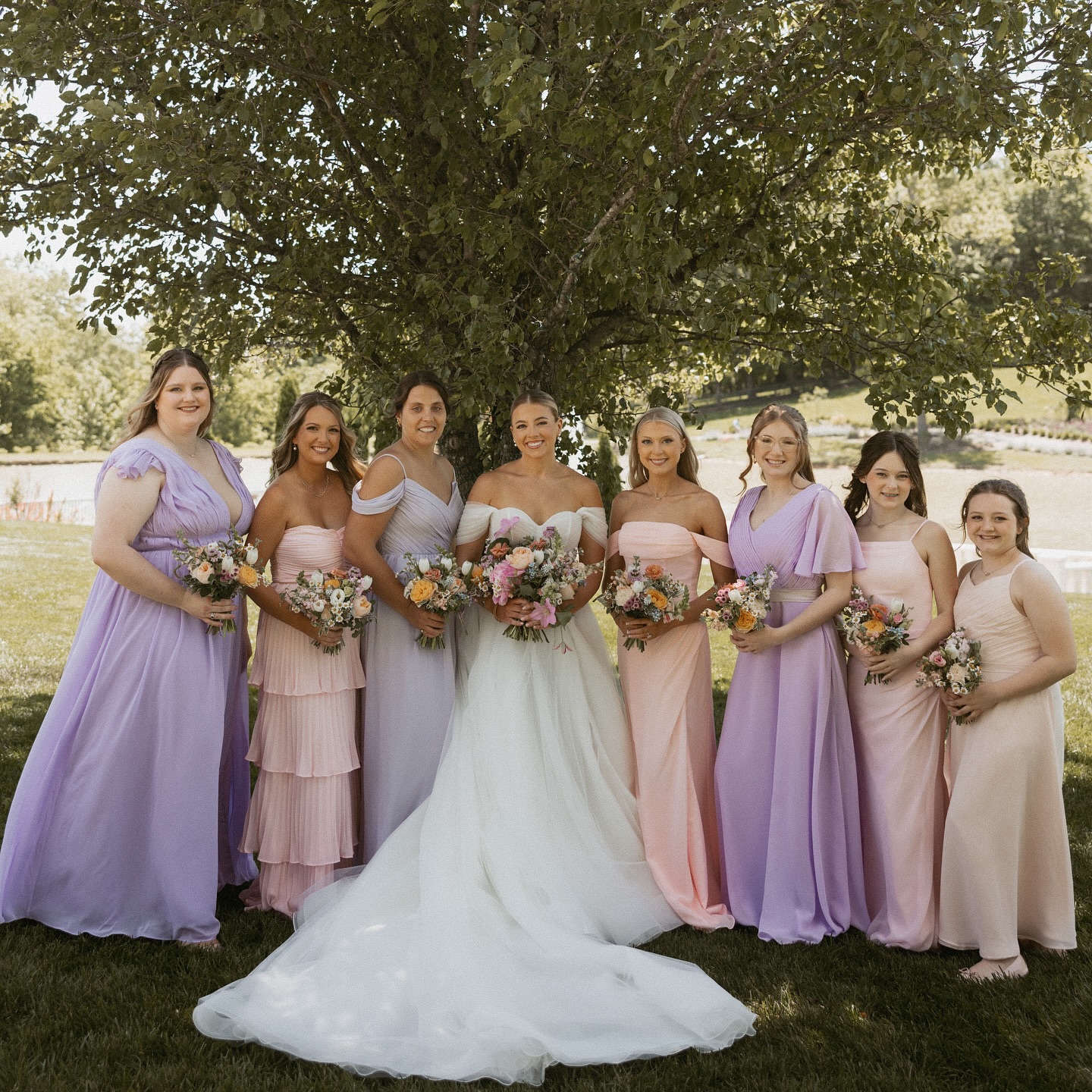 Picture perfect.
#wedding #weddingday #bridesmaid #bridesmaiddress #mykentuckybride