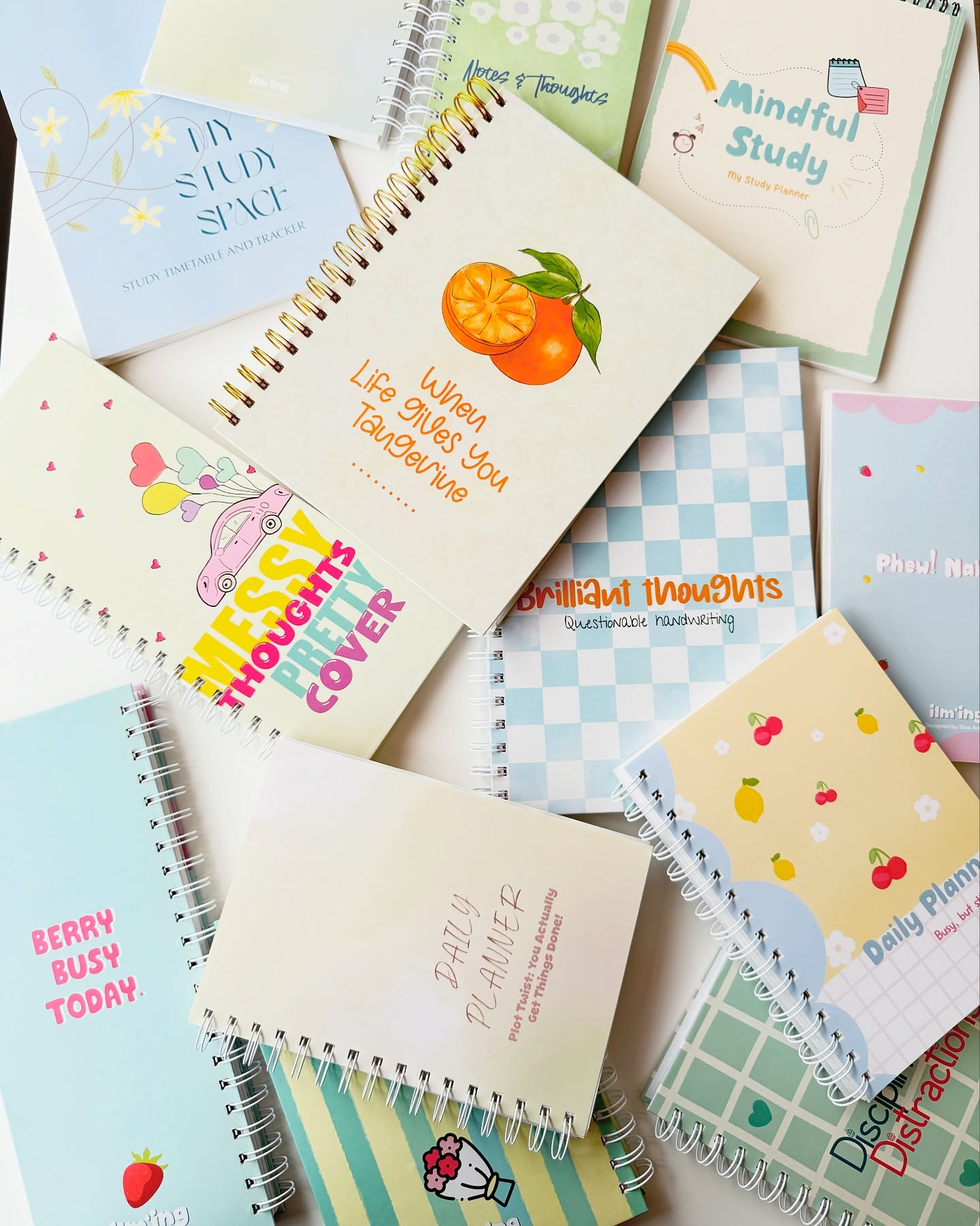 A splash of color, a dose of motivation, and a whole lot of personality, our planners are anything but ordinary🎀
From quirky covers to thoughtful layouts, there’s one for every mood and mindset.
📚 Which one speaks you the most?
#IlmingStationery #PlannersWithPersonality #StudyWithStyle #IlmingVibes #DailyPlanner #StudentEssentials #ProductivityMadeFun