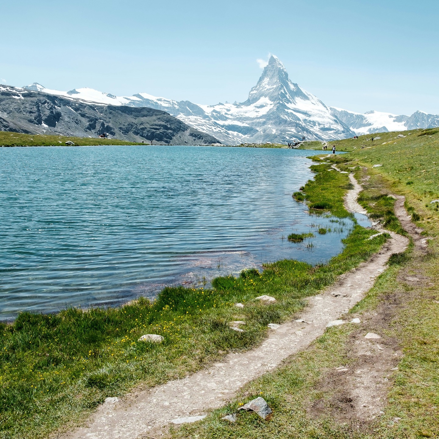 💟
.
.
.
© @jfobranco v/ @unsplash
.
.
.
#180editions #bookworm #bookstagram #booksofinstagram #litterature #book #books #livre #instabook #instalivre #booklover #lecture #reading #bookish #mangezlocallisezlocal #valais #suisse