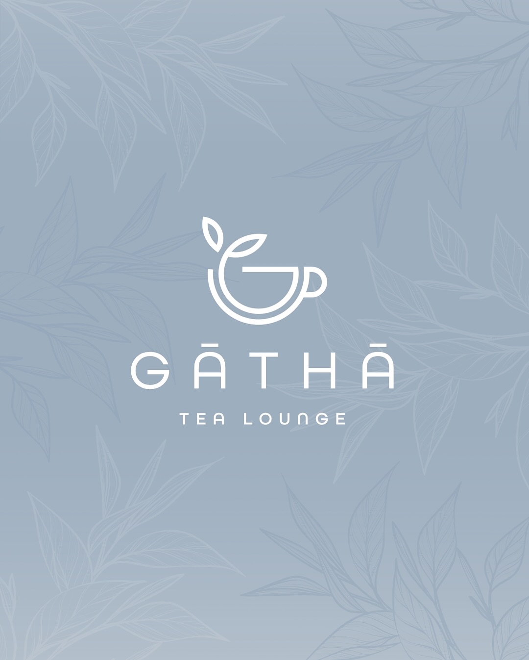 Für dieses besondere Gestaltungsprojekt durfte ich das komplette visuelle Konzept entwickeln.
Vom minimalistischen und zeitlosem Logo über die Farbwelt bis zu Tassen und Verpackung.
Jede Entscheidung folgt der Idee von Achtsamkeit, Klarheit und natürlicher Eleganz.
Ein Design, das nicht laut sein will… sondern wirkt. 🌿
📍Branding, Packaging & Art Direction: @izdesign.ch
#izdesign #brandingstudio #teabranding #gatha #gathātealounge #packagingdesign #calmdesign #slowliving #designwithintention #visualidentity #teadesign #logo #startupschweiz #schweiztourismus #zürich