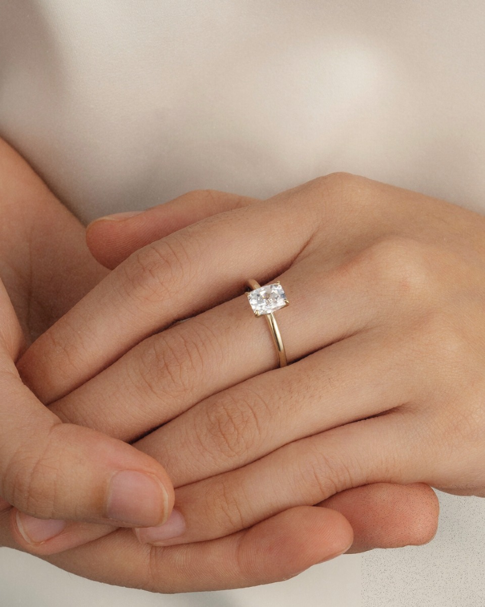 ☀️ Summer-Ready Solid Gold Rings ☀️
Shine all season with real gold rings that love the sun as much as you do.
💦 Swim-safe | 💛 Tarnish-free | 💰 Budget-friendly
These bring effortless elegance from the wedding aisle to the beachside.