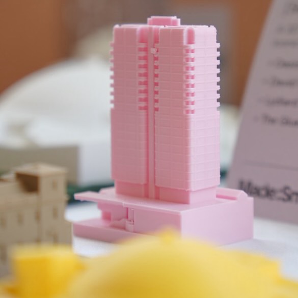We love tailoring our offer to each market – here’s a burst of Swindon icons in colour! Testing out some bold, bright forms (and a few bigger buildings) especially for the local architecture lovers 🤎💛🩷 #colourful #3dprint #swindon 📷 @shop_frolicandforge