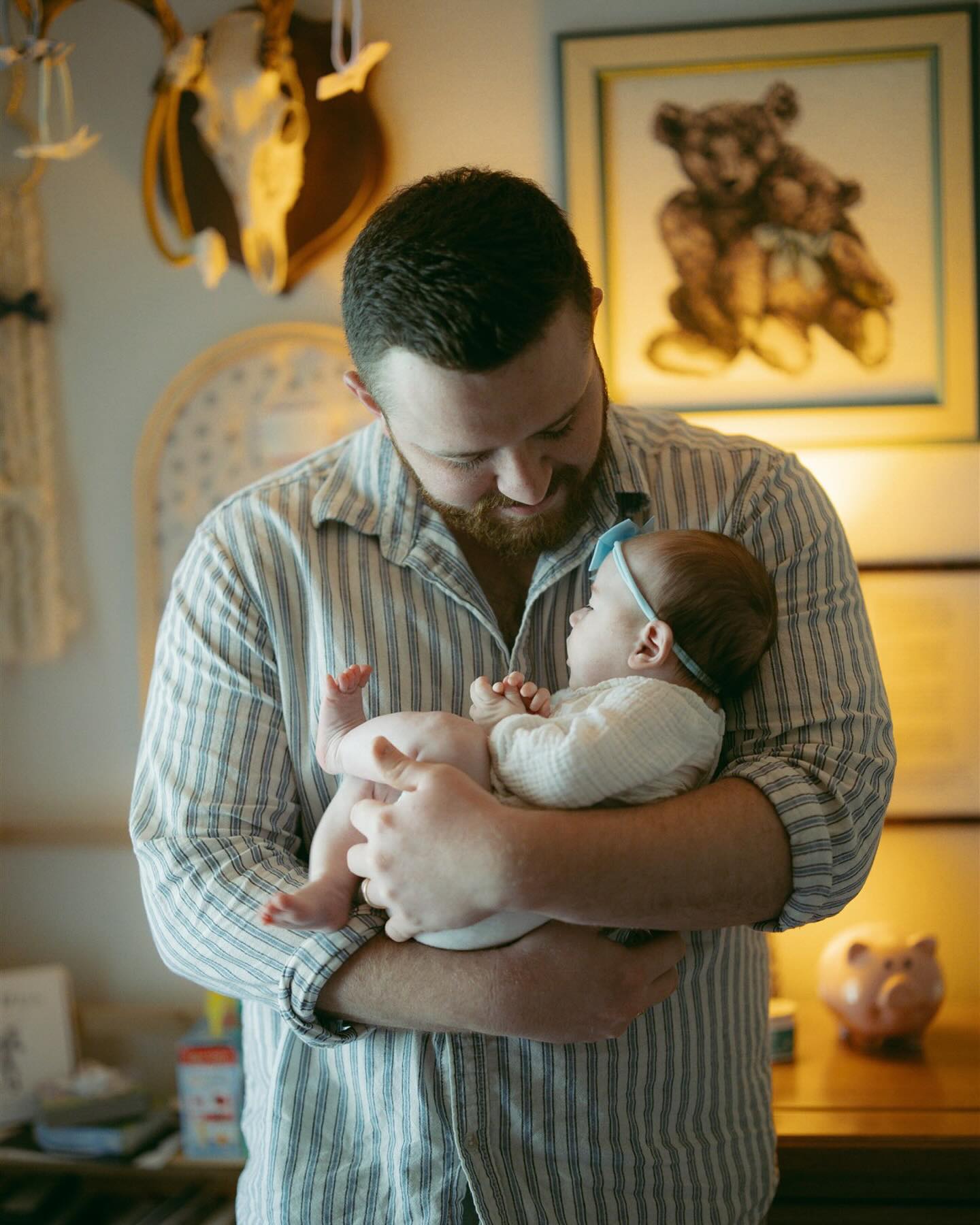 to the dads! the ones who show up with their whole hearts — who play on the floor, who lead with quiet strength, who love fiercely and serve humbly.
You are the protectors, providers, and steady hands guiding our families. We see you. We honor you. And we’re so thankful for the way you lead your homes with love.
Happy Father’s Day.
.
#sanantoniofamilyphotographer #fathersday #sanantonionewbornphotographer #newbraunfelsfamilyphotographer #boernefamilyphotographer #sanantoniomoms