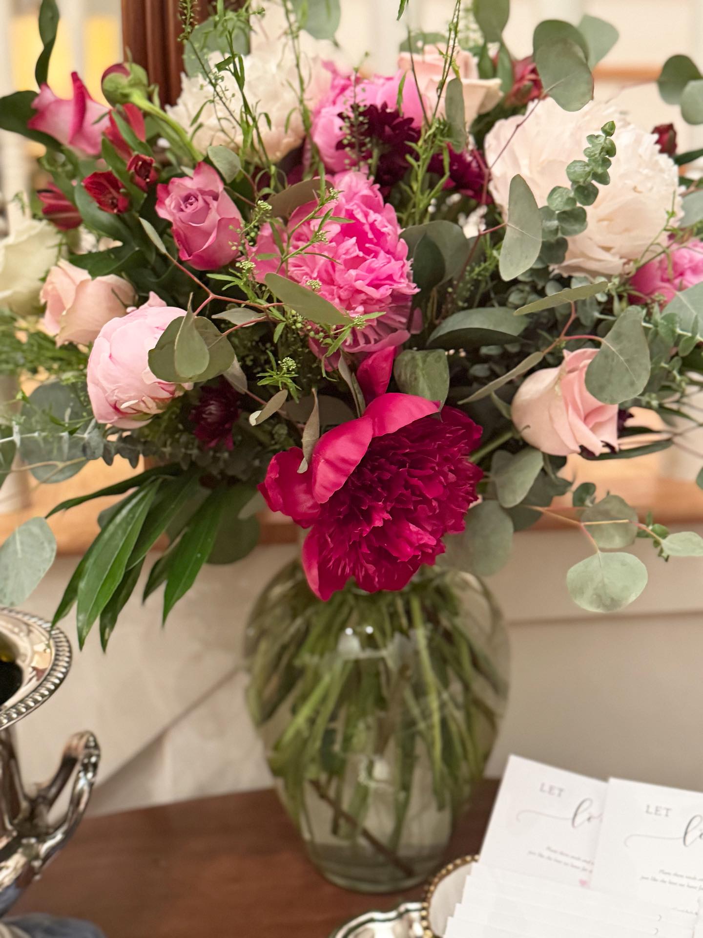 June is Peony Month in my home, these gorgeous and fragrant beauties just can’t be beat! I have been so pleased at how easy it has been to buy them at local markets and grocery stores.
A few tips to extend the life of your peony arrangement, try to place them out of direct sunlight, trim their stems and change their water every two days, and just like with any cut flower remove all leaves that would touch the water. You may get a few buds in the peanut package you purchase, if you follow the instructions above I have had all my buds open which gave me peonies for over a week!
#flowers #peony #flowercare #cutflower #cutflowers #inspiration #glamourflowers #beautiful #peonyflower #peonies #peoniesaremyfavourite