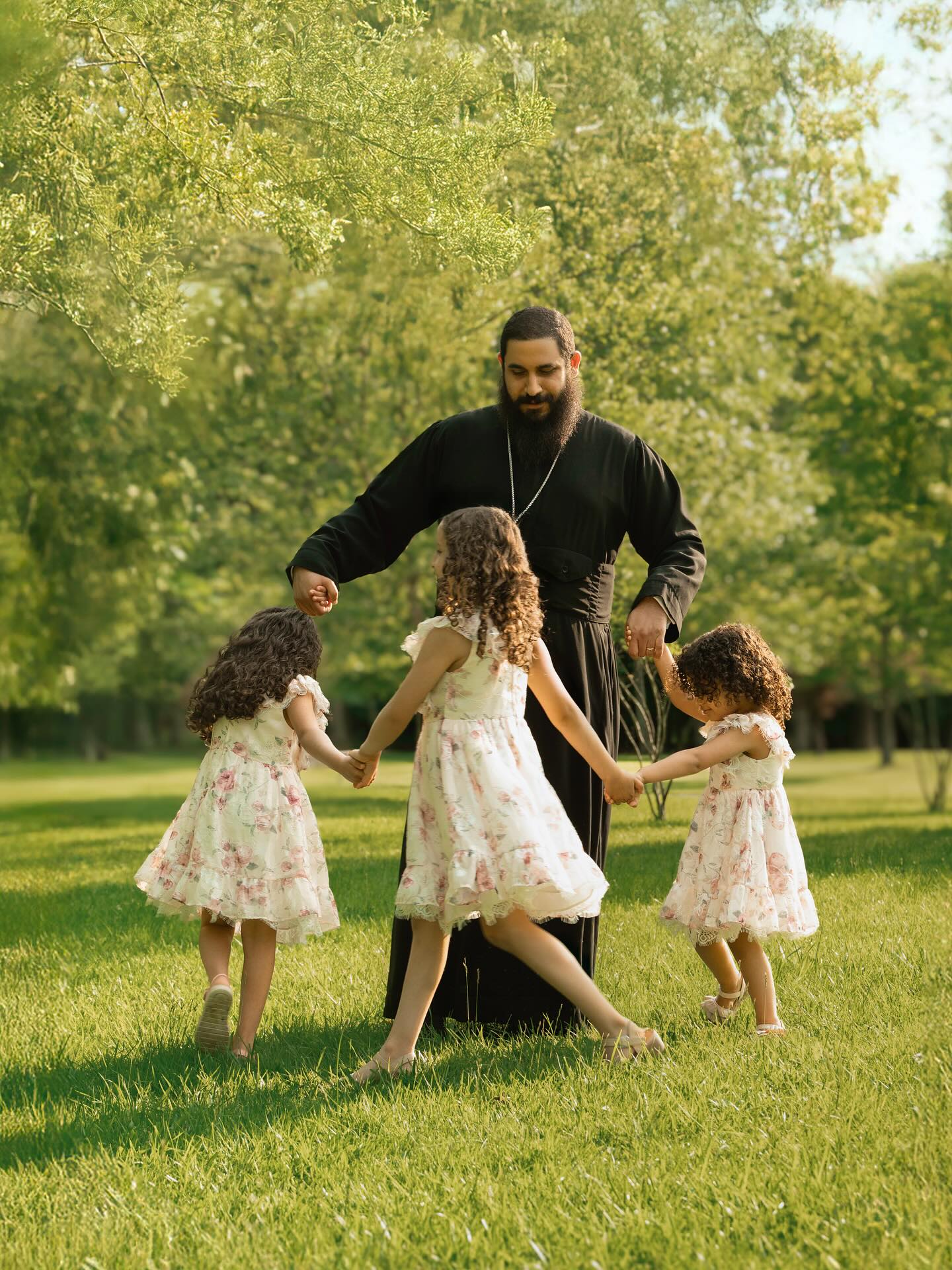 Happy Fatherās Day to all the wonderful fathers out there! And especially to ours, thank you for setting the bar high for these girls ā¤ļø
šø: @olivaphotographyny