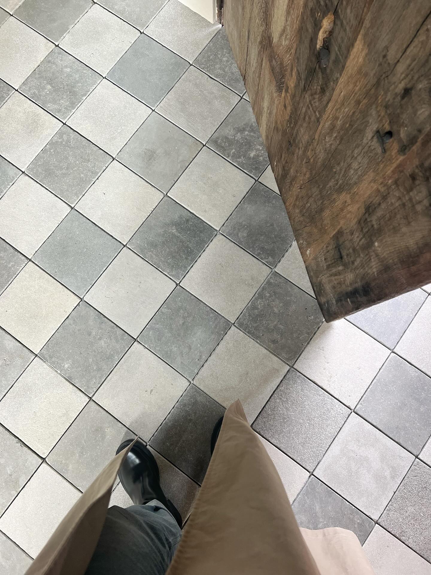 Finishing Friday with a site visit to check on these beautiful tiles... and now checking out for the weekend. 👌🏼🏁