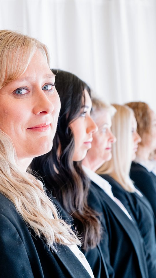 🎉🎉Come on down and join in the fun!🎉🎉
River Pearl Studio is open and we're celebrating!!!
SATURDAY 14 JUNE, 1PM
172 Sharp Street Cooma (between the Alpine and Kuma Pies)
Everyone is welcome! There'll be snacks and activities and fun times!!
See you there!!!
Xoxo
#riverpearlstudio #openthedoors #comevisit #kidsactivities #therapyspace #healingspace #photographystudio #coomafamilyphotographer #katiephillipsphotography