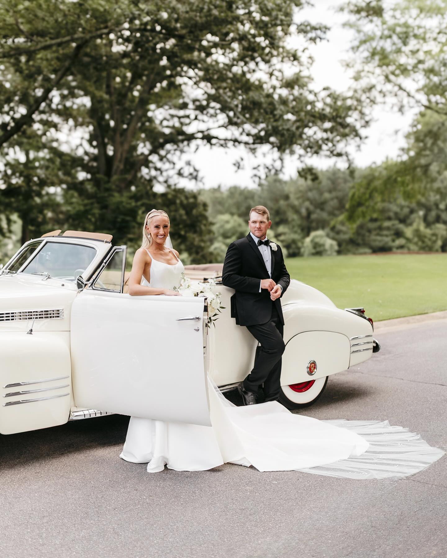 K e l s e y + B r o c k
6. 14. 25 | T P C S u g a r l o a f
Newlyweds! A special day! Congratulations to Mr. & Mrs. Presley!! It is such a huge honor for our team to capture these two. Our lead photog, Mary Catherine, got to be a part of every moment from start to finish! Enjoy this tiny peek, executed beautifully by @_poppyeventsco at @tpcsugarloafevents. #ashlyncatheyphotography | Captured by Mary Catherine