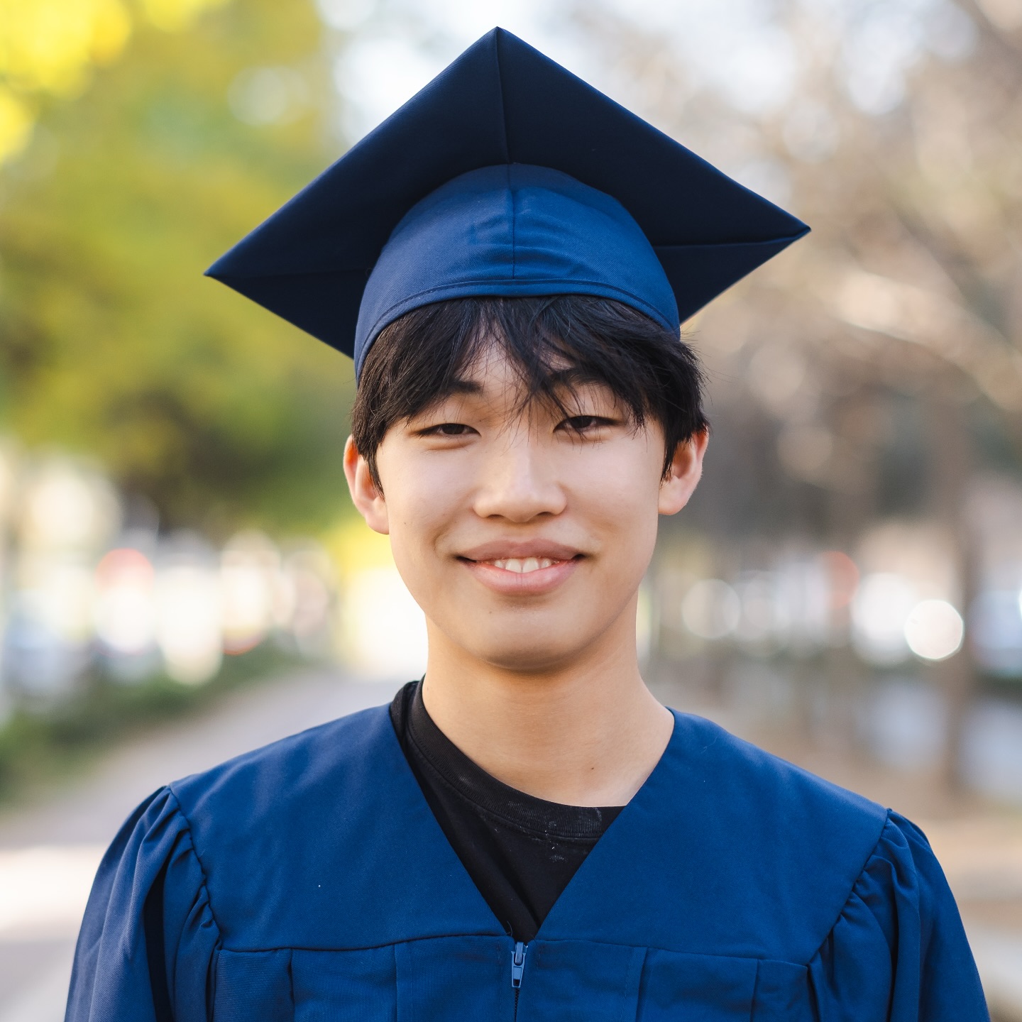 Countdown to ACIL International High School graduation 2025!
This is David!
📍 Born in Argentina 🇦🇷 and from Korean decent 🇰🇷
🔜 Pursuing a career in the hospitality industry
📖 His motto is “just have fun”