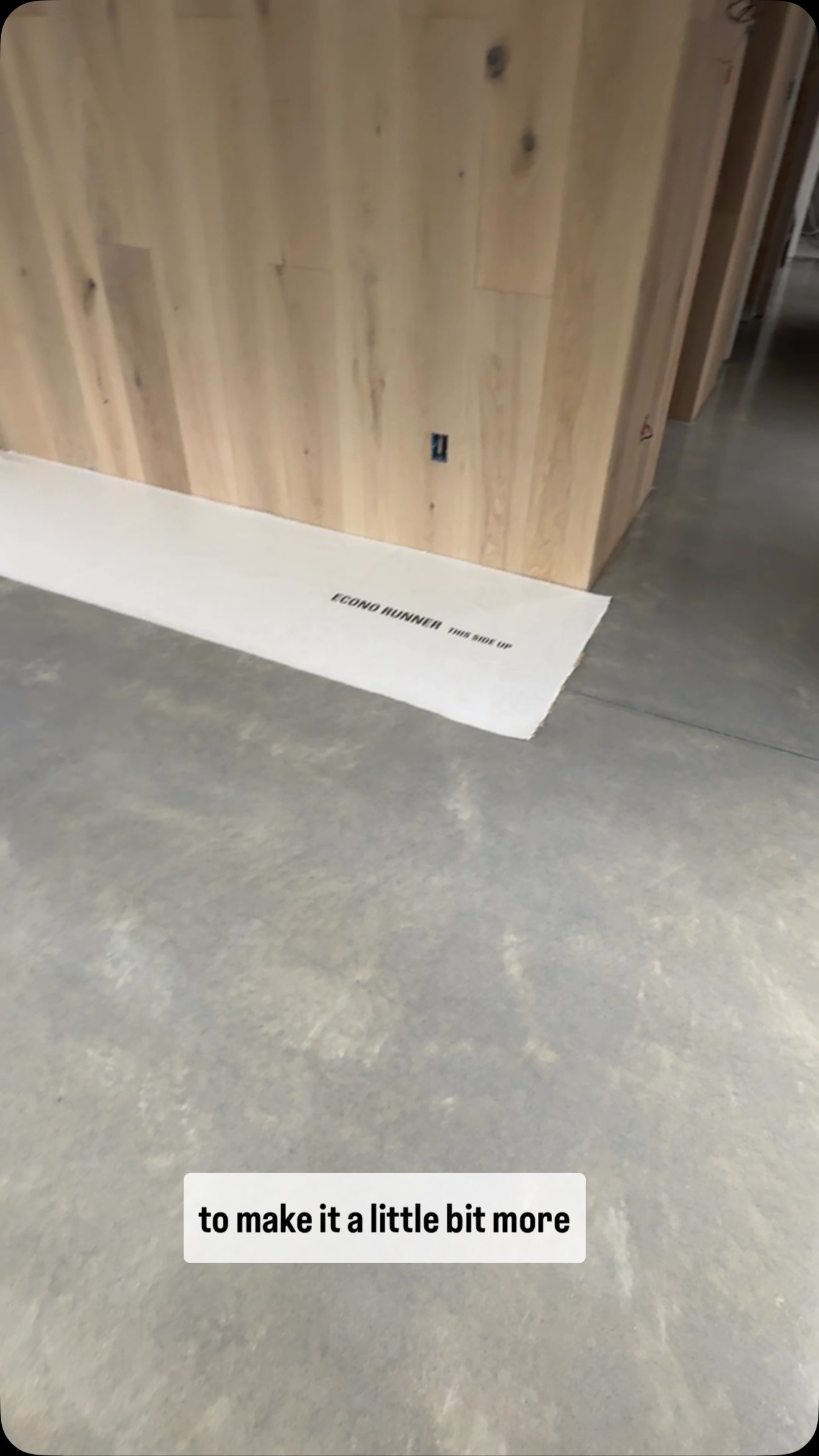 Freshly cured and looking sharp — our polished and coated concrete floor is complete. We added a grey tint for a more uniform tone, and the result is clean, consistent, and exactly what we were after. 👌
#ConcreteFloor #ModernDesign #CustomBuild #EchelonBuilders #LuxuryInteriors #ArchitectureDetails
#epoxyfloor #customhomes #luxurybuild #highperformancebuilding #buildersofinsta #residentialconstruction #buildingperformance #luxurybuild #polishedconcrete #customhome