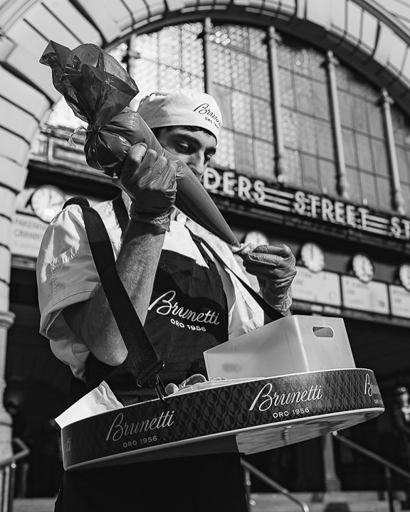Cannoli Week 2025 — What a Ride! 🇮🇹✨One unforgettable week filled with 1,000 fresh free cannoli and countless smiles shared across Melbourne cbd.We’re proud to have sweetened the city with one of the icons of Italian tradition — il cannolo — and to have spread a little joy (and custard!) one bite at a time.Thank you to all who joined us in celebrating Cannoli Week and If you missed it — don’t worry. We’ll be back, bigger and sweeter than ever. 🍋🍫🥄
Until next year, Melbourne. Grazie di cuore. ❤️#CannoliWeek2025 #cannoliday #DolceVita #melbourne #brunettioro #giveaway #featured