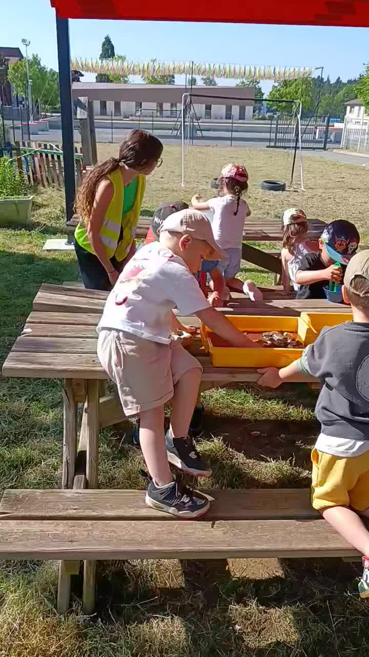 Aujourd'hui passerelle crèche accueil de loisirs