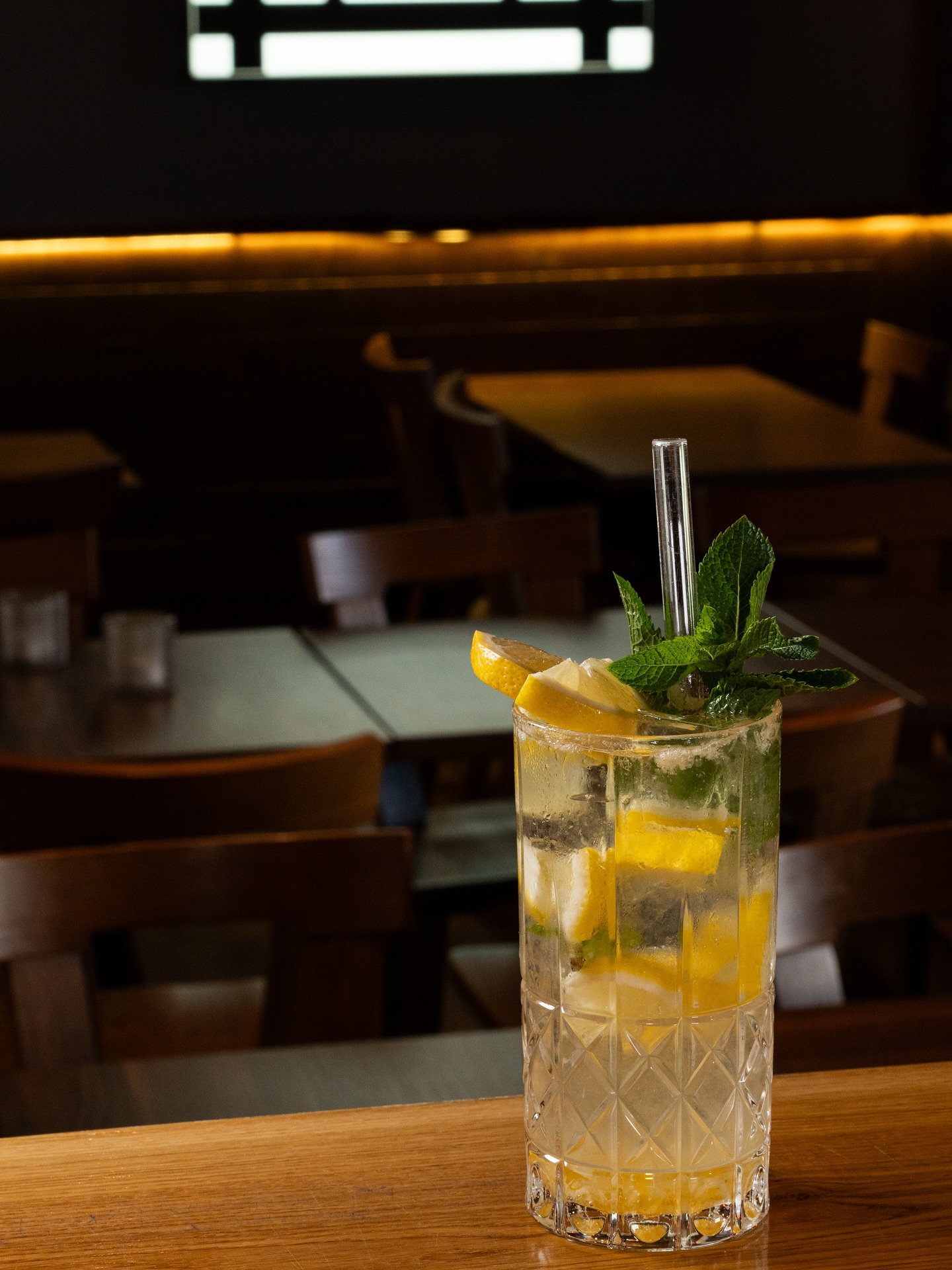 Jetzt neu & nur bei Hako Ramen Hamburg: Die Hako Yuzu Lemonade 🍋🧊
Frisch. Spritzig. Unwiderstehlich – deine neue Sommer-Limo ist da!
Und das ist noch nicht alles: Unsere Speisekarte hat ein Upgrade bekommen!
Freu dich auf brandneue Donburis, spannende Kombinationen und echte Hako-Momente. 🔥🍜
#hakoyuzu #hakoramenhamburg #neuespeisekarte #donburi #japanischessen #flavorupgrade #freshupdate