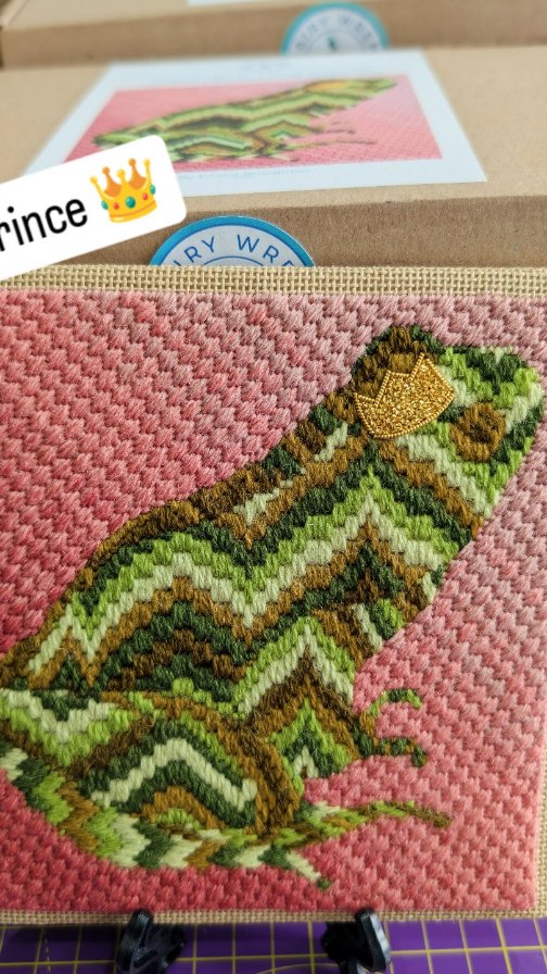 Wanna see what's in my Frog Class kits?
There's still a few spaces available both online and in person.
I try to include everything you need in my kits* and I work really hard to keep everything as recyclable as possible. Where available the sewing all thread is made from recycled Polyester (not all colours are available yet).
Did you know that thread spools are recyclable in your recycling bin?
I just discovered this and makes me so happy to know they can be recycled as it's the only item other than @dmc_embroidery thread tabs (I don't know why they changed to plastic) I can't change to be recyclable.
*(excluding things like pens/pencils and other tools)
#embroiderytutor #embroiderykit #embroideryclass #frogprince #frog #canvas #appletonwool #rsnsummerschool