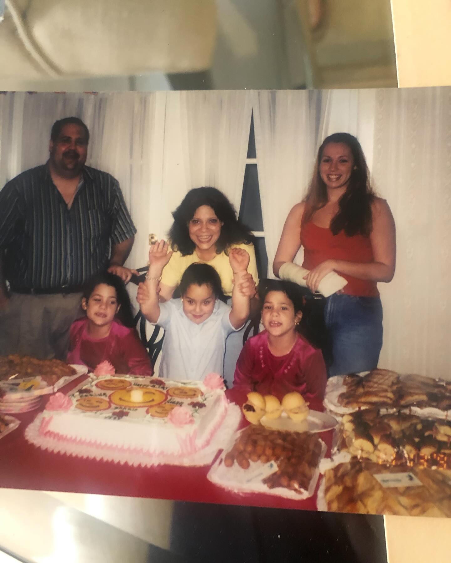 Happy Father’s Day to all the dads out there! Today, I am celebrating this day to remember who my dad was and what he taught me. He use to say “If you want something in life, then you have to work hard and earn it. Nothing in life is handed to you” I love you and I miss you Papi😔💜🖖
Juan Carlos Eijo (1956-2019)
Feliz Día de los Padres a todos los papás! Hoy celebro este día para recordar el hombre que era mi papá y todas las cosas que el me enseñó. Mi papá decía frecuentemente “Si quieres algo en la vida, entonces tienes que trabajar y ganártelo. Nada en la vida se te entrega” Te quiero mucho y te extraño Papi 🥺💜🖖
Juan Carlos Eijo (1956-2019)
#fathersday #diadelpapá