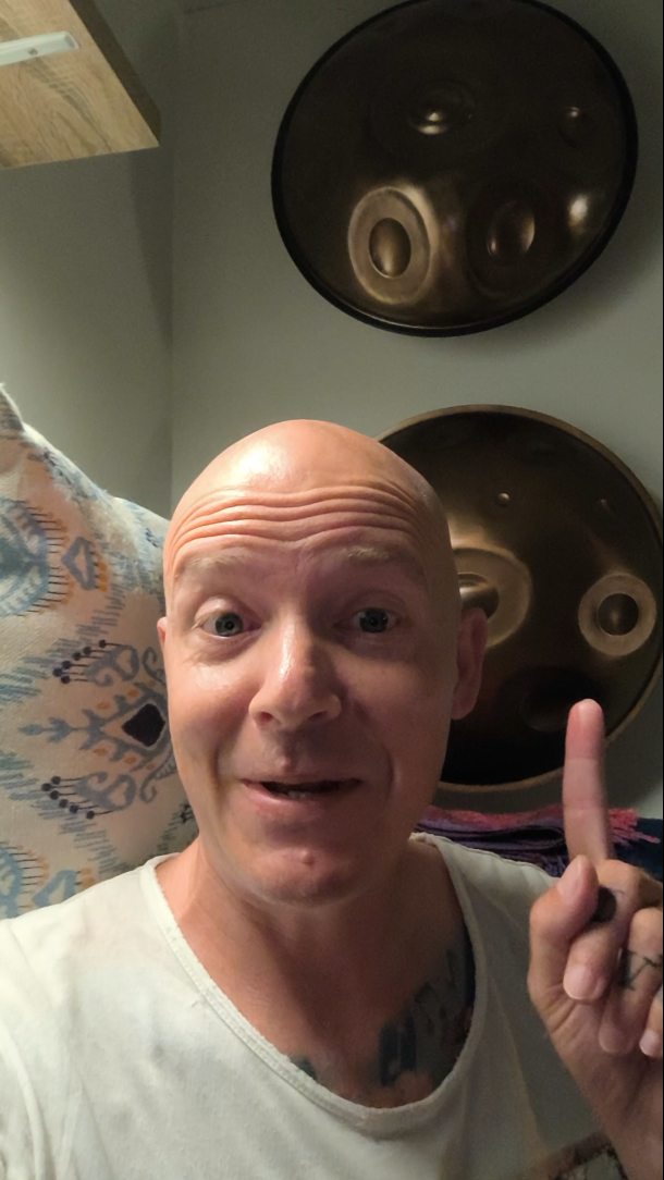 I'm actually "not just another handpan artist"... 😇
If you have experienced me playing the handpan this is probably the most authentic expression of myself that you can get. 🥰
But actually I am working as a life coach and trauma healer on my profile @schoen_ma to help people with emotional and/or physical sufferings tied to attachment trauma from childhood to permanently heal from its toxic outcomes. ❤️🩹
If it's your chronic neck or back pain, the difficulty of stopping to smoke, having tonsillitis multiple times a year or hopping from one toxic relationship into the next (or not even finding a partner) - it has to do sth. with you. And only YOU can heal it. 🫵🏻
Once and for all. At the core. 🫂
It's no quick fix and there's no shortcut, but once you have felt what you tried to avoid most of your lifetime, the symptom can go once and for all as it has no meaning and importance in your survival strategy anymore. 🕊️
🚭 No symptoms treatment anymore!
🚫 No suffering needed anymore!
🚳 No endless toxic cycles anymore!
But it needs your full commitment, to feel all emotions that are stuck in your body - and that's what you will explore in my healing spaces. 😇
And that's part of why I am playing the handpan actually: to reconnect with my inner self, that playful childish part within myself that just wants to play for the sake of it. 🥳
🙅🏼♂️ Not for your likes!
🙅🏼♂️ Not for the money!
🙅🏼♂️ Not for fame & glory!
🙅🏼♂️ Not for compensation!
🙅🏼♂️ Not for tomorrow's success!
Just for MYSELF, the HERE and NOW! 🥰🥰🥰
For my fullest presence. As that's where the connection to my inner child and self is most alive. And I want to live life to the fullest! 🪄🎁🎉
Follow me here and reach out directly to enter my online & offline healing spaces. Most of them are free for at least the first time if it's online. 💫
You won't regret it. But it might get the greatest gift to yourself that you can ever make yourself. I promise. 😘
Com muito amor, Manuel 🔥