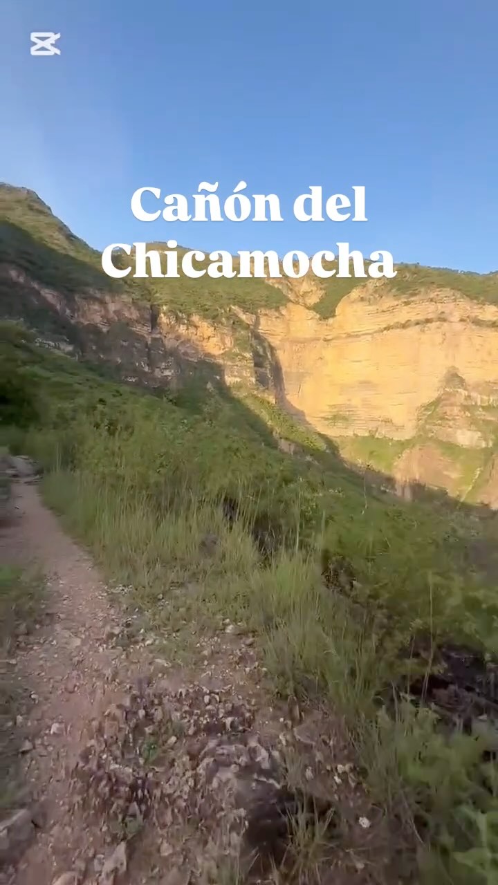 Entre el calor, el viento y los caminos de piedra, aprendemos a movernos lento, a mirar distinto, a escuchar lo que el cuerpo y la tierra tienen para decirnos.
Aquí no hay prisa: solo pasos que sanan, historias que viven, y una que otra cabra que te recuerda que la montaña es sabia. 🐐✨
#senderismoconsentido #cañóndelchicamocha #turismoconidentidad #todosalamontaña