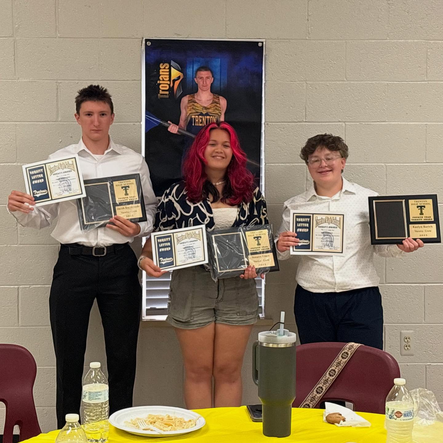 Last week brought a bittersweet ending to our 2025 season. For 11 weeks this team made the most out of every opportunity out in front of them; rain or shine, inside and outside, at practice or on race day. We are incredibly proud of everyone these amazing student-athletes have achieved both in the boat and classroom.
Thank you to the seniors this years for paving the way forward for teammates yet to come, you have left a lasting legacy with this program. Thank you to all of the parents for your help and support as we mold these young athletes into the best versions of themselves.
#bigdogsgottaeat #trentoncrew #rowing