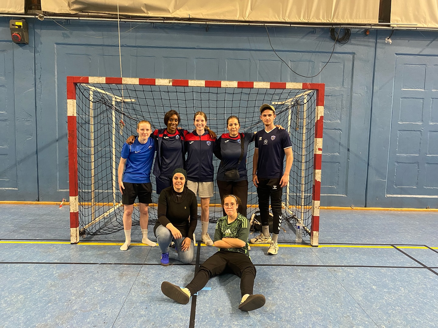 TOURNOI Séniors F
Félicitations à Paris XIV qui remporte le tournoi. 🏆
Notre équipe termine troisième 🥉
#futsal #tournoi #rosny #foot