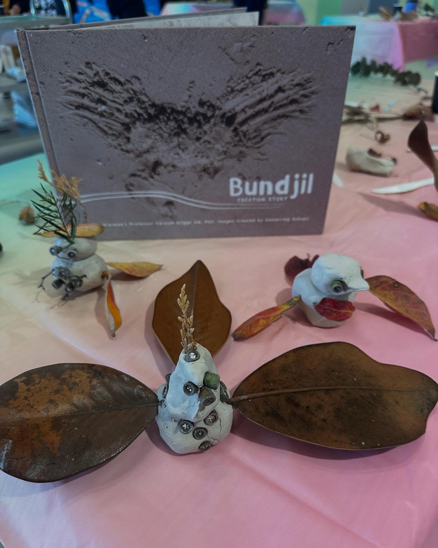 Recently, we had the privilege of learning from @shelley_ware as she spent three days with us. During these days, all children in Prep to Year Six participated in an incursion, inspired by the text ‘Bundjil’ where children created their own Bundjil using clay (Prep - Year 2) and oil pastels contributing to a community canvas (Years 3-6).
This experience was aimed at enhancing the learning connected to our Inquiry Project this term, ‘Our Place, Our Future: Connecting People, Land, and Sustainability’ with a particular focus on the intricate relationships between people, places, and the environment 🦅💙💛