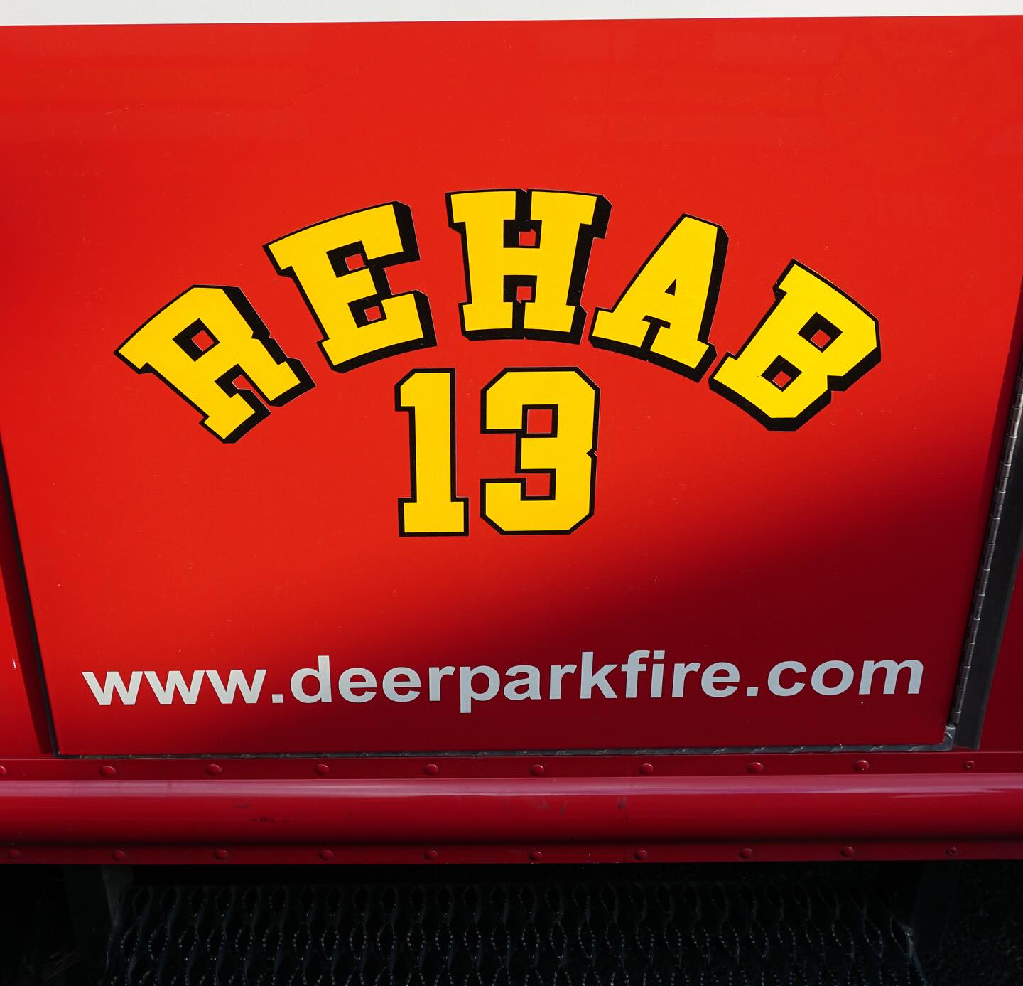 On June 12th, Rehab 13 responded to a call in Winslow to support water rescue crews for nearly 3 hours. Our team was on scene providing hydration, rehab, and relief to the responders working hard at an emotional scene. We are grateful to assist and always proud to support those who serve. #Rehab13