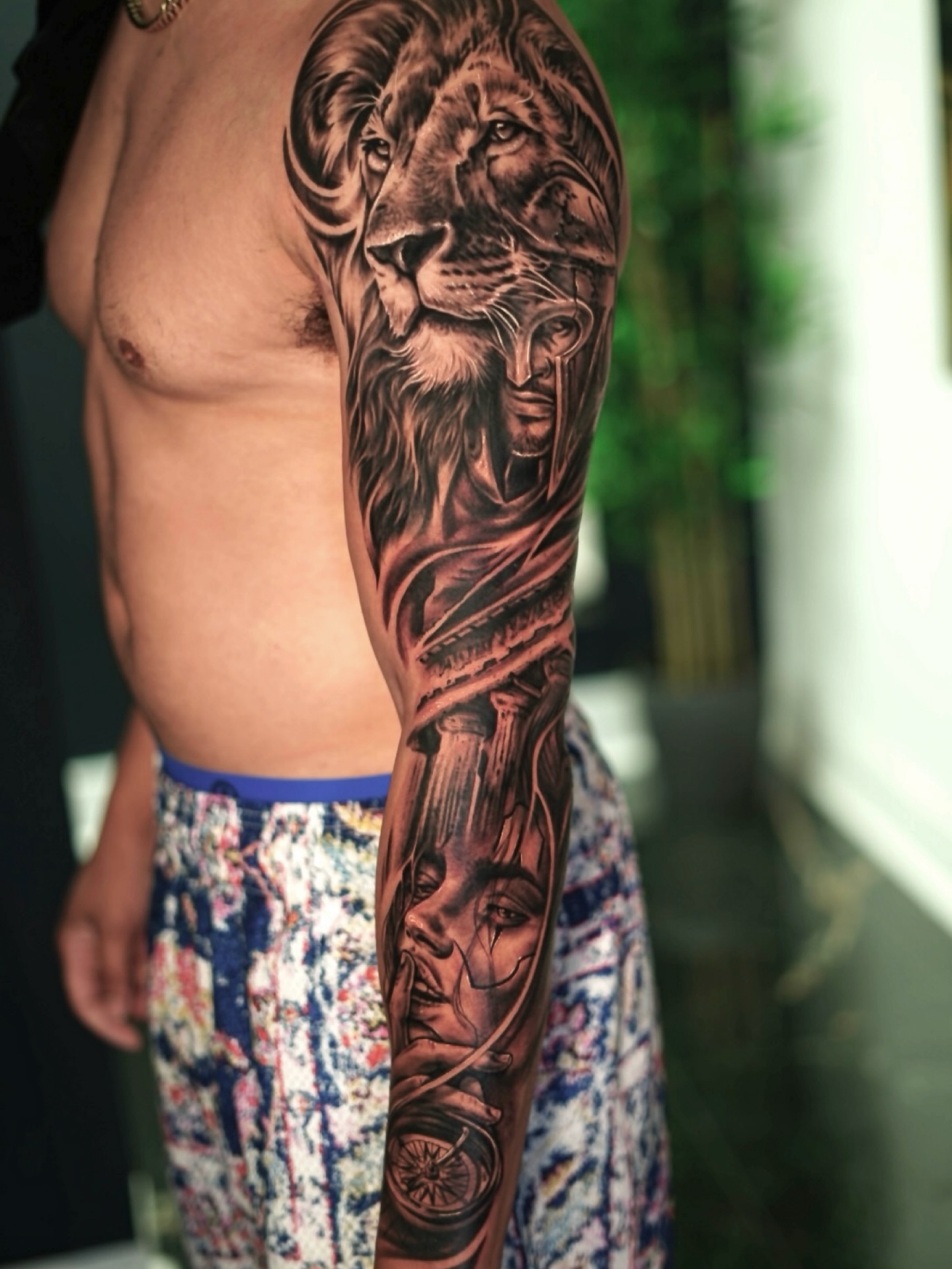 @terrerotattoo_ #blackandgraytattoo #sleevetattoos #inklovers #tampa #mantattoo #lion #liontattoo