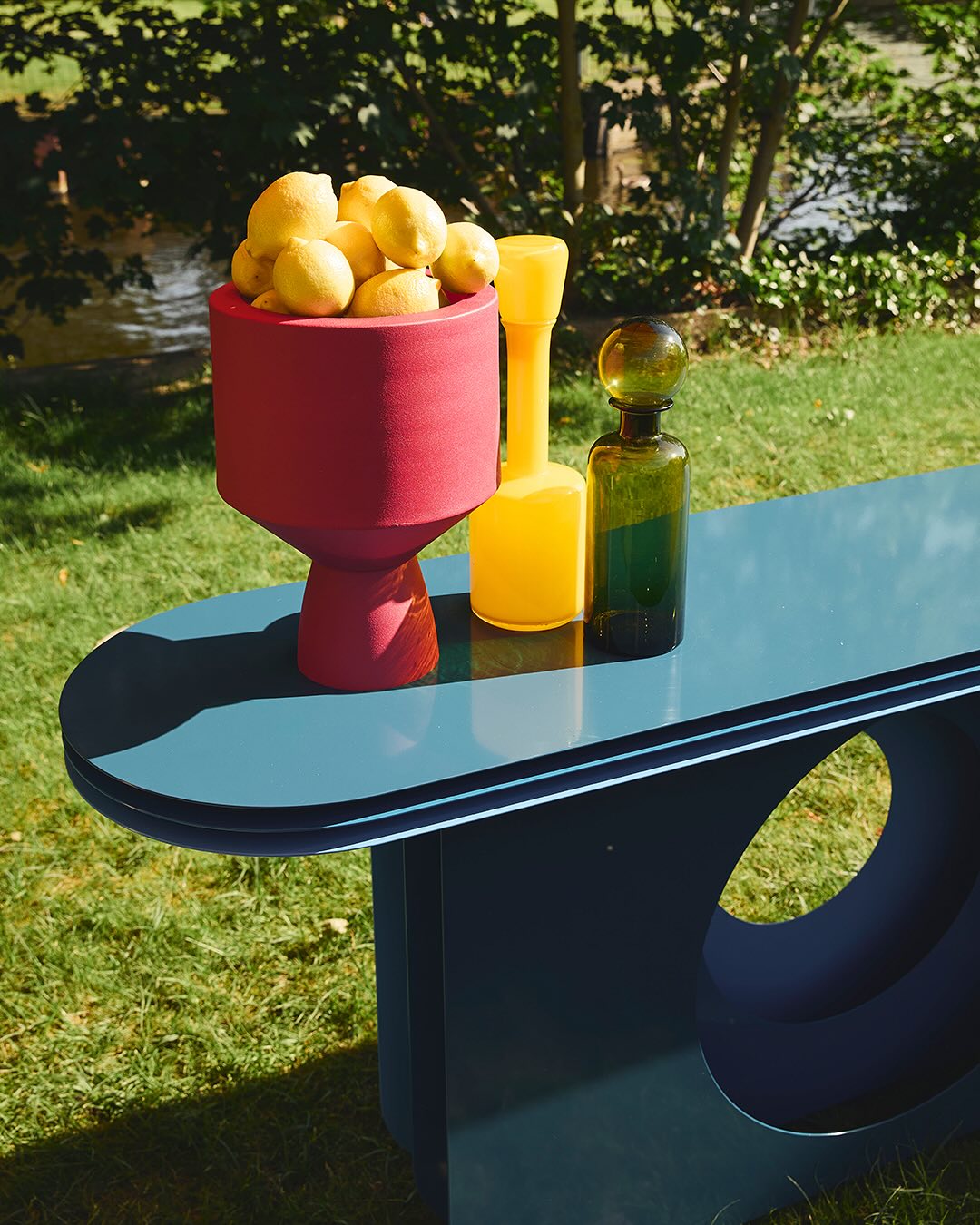 MY AMI SIDEBOARD: LET’S GO OUTSIDE
We presented the new outdoor version of the MY AMI sideboard during last week’s beautiful summer dinner by Salon Magazine × Acqua di Parma in Hamburg. Thank you for the perfect setting!
@salon_magazin
@anne_petersen
@acquadiparma
@mariestoermer
@wolframneugebauer
📷 @annawegelin