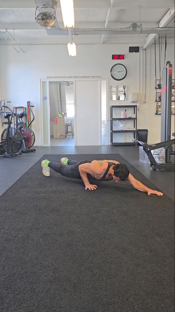 Sliders are brutal — they don’t let you fake anything.
No grip, no friction, no shortcuts. Just you and your control.
They force you to actually press into the ground. Grounding isn’t passive — you have to be active through your hands the whole time.
And compression? It’s not about folding — it’s about pulling everything in. Ribs to pelvis. Core tight.
The second you shift too much weight into your feet, your core switches off. You lose your brace, your position falls apart.
That’s why sliders are so valuable. They make you honest.
Whether it’s calisthenics or any sport, real control starts with how you connect to the ground. Sliders just make that connection impossible to ignore.
#calisthenics #coretraining #bodyweighttraining #sliders #grounding #compression #fitnessmotivation #functionalstrength #corestrength #movementculture #fitspo #strengthtraining #coreislife