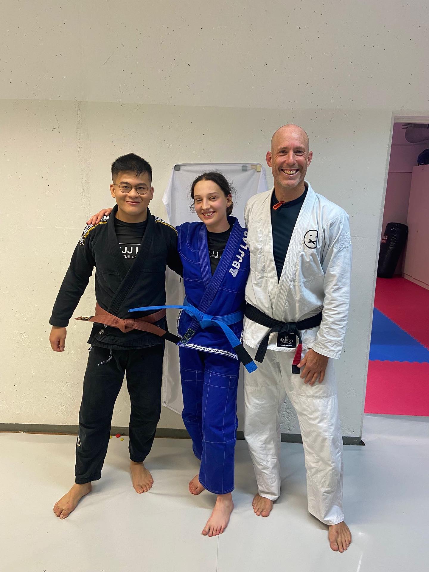 Congrats Jenny! Well-deserved blue belt!🟦🥋