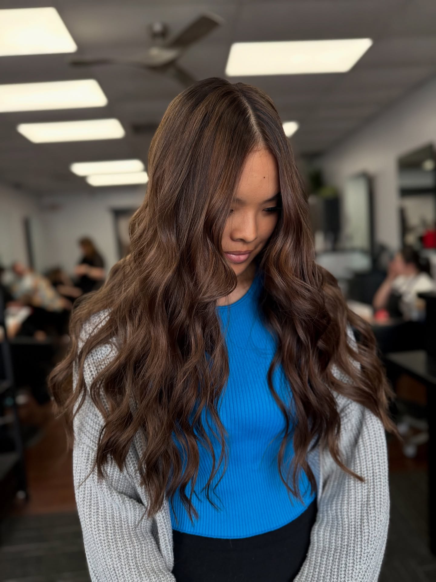 Custom dimension, built to blend and brighten in all the right places.
The kind of customization that turns ‘did you do something different?’ into your new favorite compliment. 🤍
Ready for your custom look? Start with a complimentary consultation, give us a call or visit online.
we’ll see you soon,
the hazel team
#hair413 #413hair #westernmasshair #dimensonalhair #eastlongmeadowma