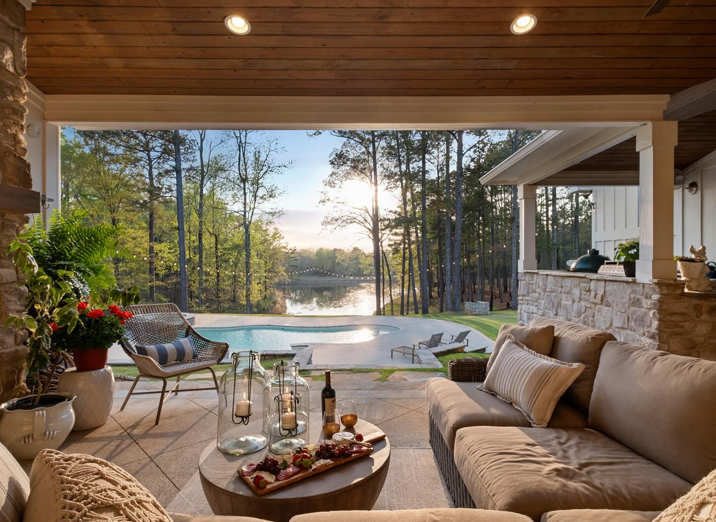 This view is officially spoken for! 2420 Grand National Blvd is under contract and I am beyond excited for my amazing clients and the future new owners of this pristine, magical property. Just in time for summer! ☀️
#undercontract #threesixtyrealestateeal #auburnopelikarealestate #leecountyrealtors #grandnational #opelikaalabama #auburnalabama