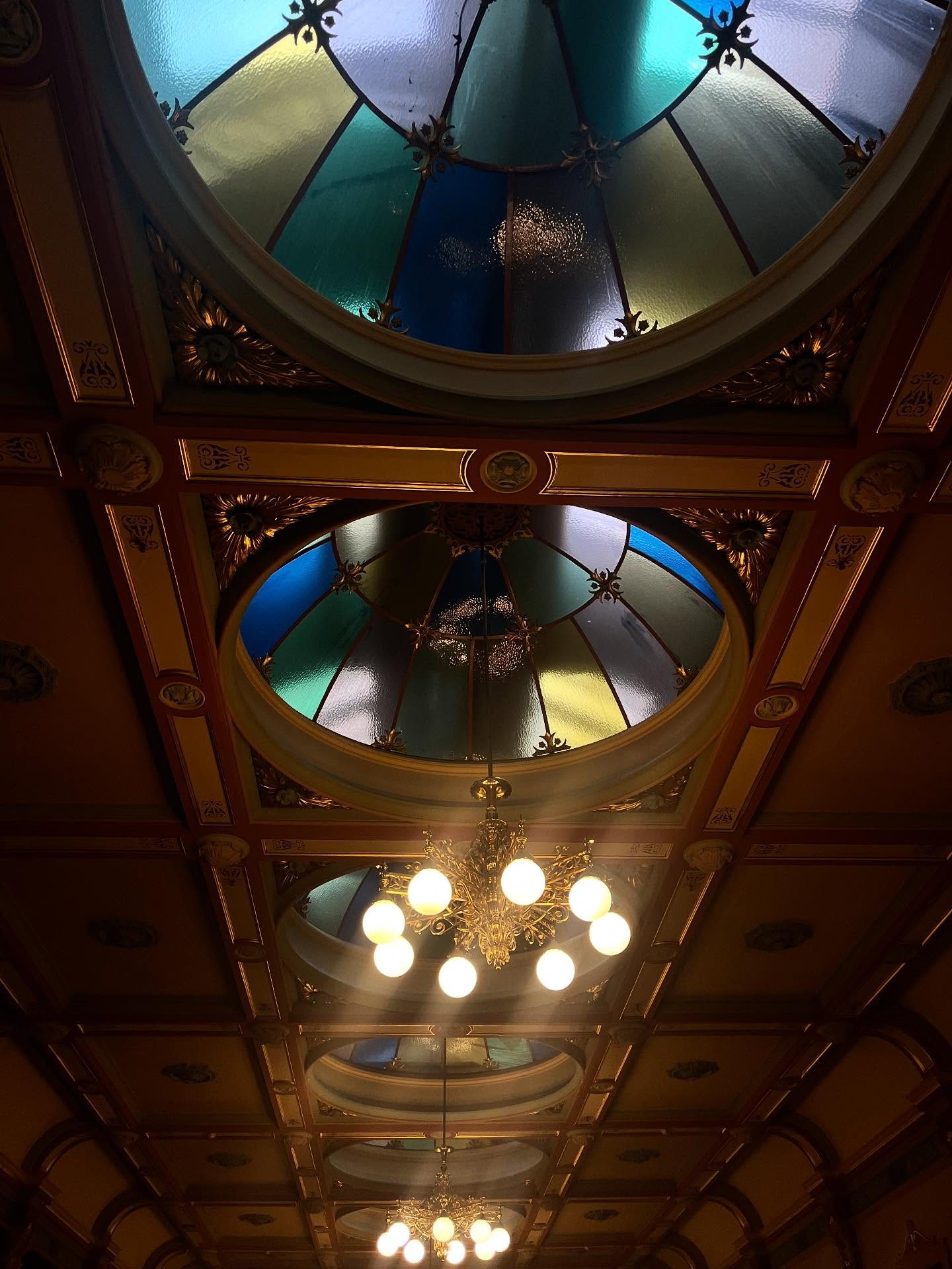 What an afternoon of wine 🍷 A total dream event thanks to the Young Gun of Wine Awards industry tasting — meeting all the finalists and tasting their incredible wines!
I definitely spent more time chatting than snapping photos, but here are a few moments from the day.
I discovered wines I’d never tried before and revisited some faves that are always in my fridge (shoutout to @alkimiwines and @scionwine 💛).
Something new for me was the Sauvignon Blanc x Chardonnay blend from @drink_ludo — such a fresh and unexpected combo that really worked. Tasting Petit Verdot on its own was also a first, and honestly, so delicious! I also ventured into Queensland wine for the first time (big yes 🙌 @knuckleheadwines ), and was very happy to see plenty of Gamay love across the board — never enough of it in my books!
It was also so inspiring to see so many amazing women in wine — huge congrats to the winners, @foreignfriends_wine @bloomfield.wine @ghost_rock_wines @majama_wines ✨and @lattavino @rikardwines
So many wines were tasted, and there were a few standouts I’ll definitely be ordering soon.
Massive thanks to @younggunofwine and all the winemakers for sharing your time and knowledge — my wine nerd heart is full!