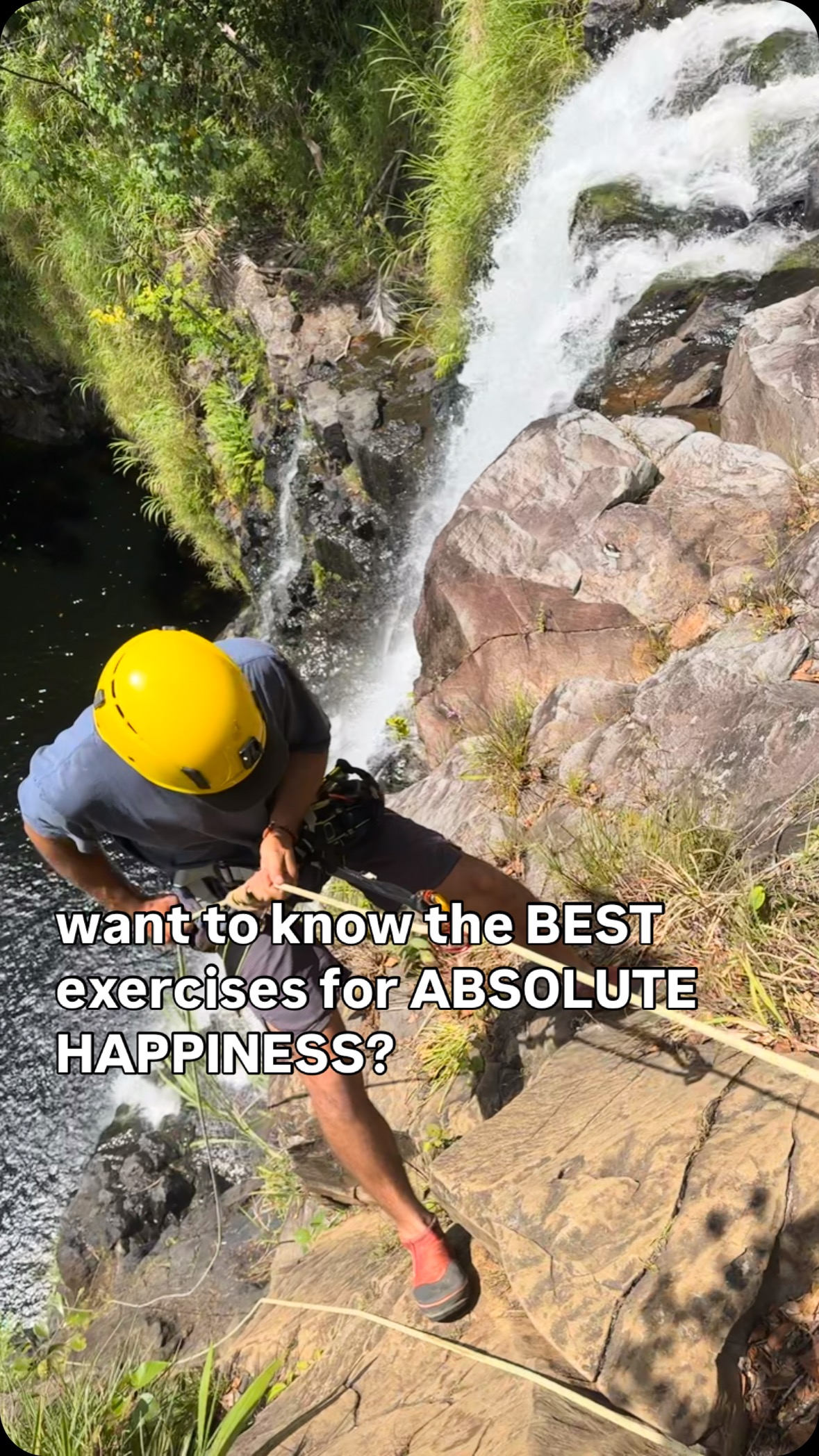 Summertime is the perfect time to jump in! Join us at @theumaumaexperience @kulaniapia_falls 7 days per week!
#warerfallrappelling #adventuretour #hawaii #bestofhawaii