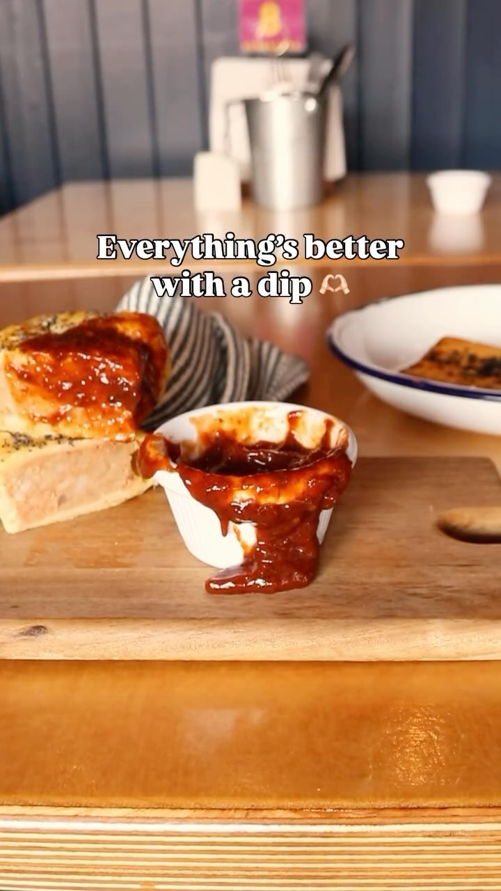 What’s better than a Meltdown Sausage Roll? A Meltdown Sausage Roll with our epic dips 🤤😏🥹
Make any meal that little bit extra (💁🏼♀️) with one of our dips:
- HotStuff Dip (our homemade fruity, spicy habanero sauce 🍅🌶️🤤)
- Garlic Mayo (made in our kitchens and the best you’ll ever have 😏🧄🥚
- Ballymaloe Dip (An Irish classic and must have to make your day a little bit sweeter 😘🧅🍅)