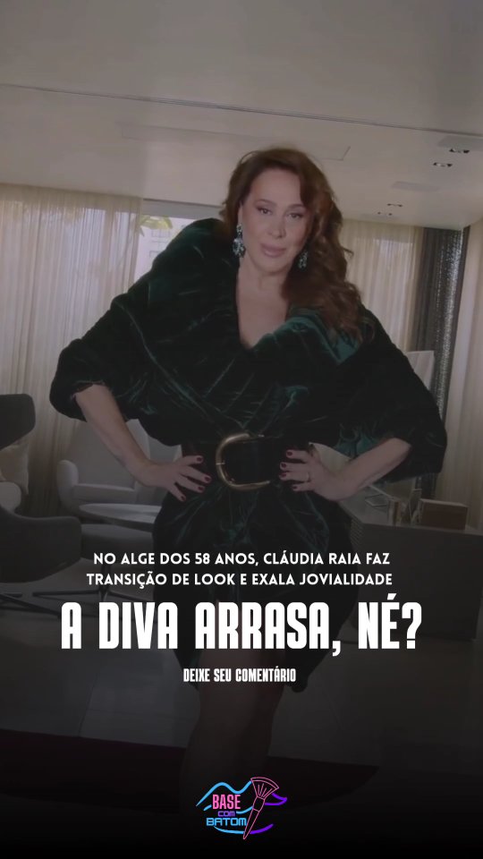 ✨ Ela sempre arrasando!
.
.
#lookdodia #modafeminina #basecombatom #glowup #estilo #makeup #celebrity #claudiaraia #linda #elegante #diva