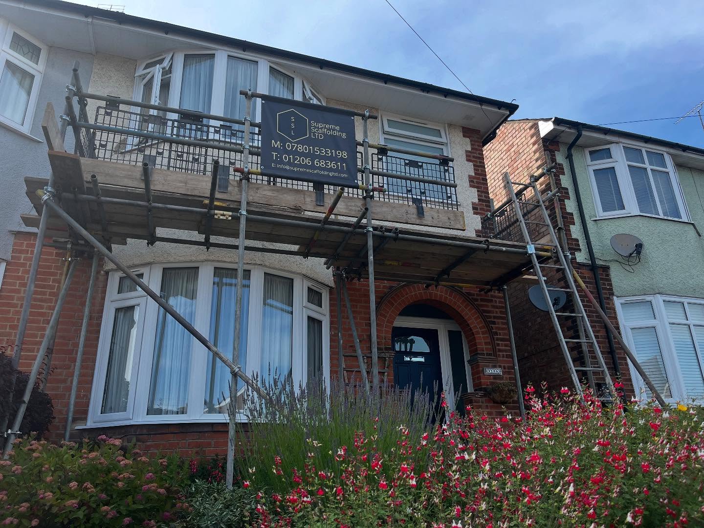 ⭐️A nice little front of property erected for one of our regulars, so they can re render the front elevation⭐️