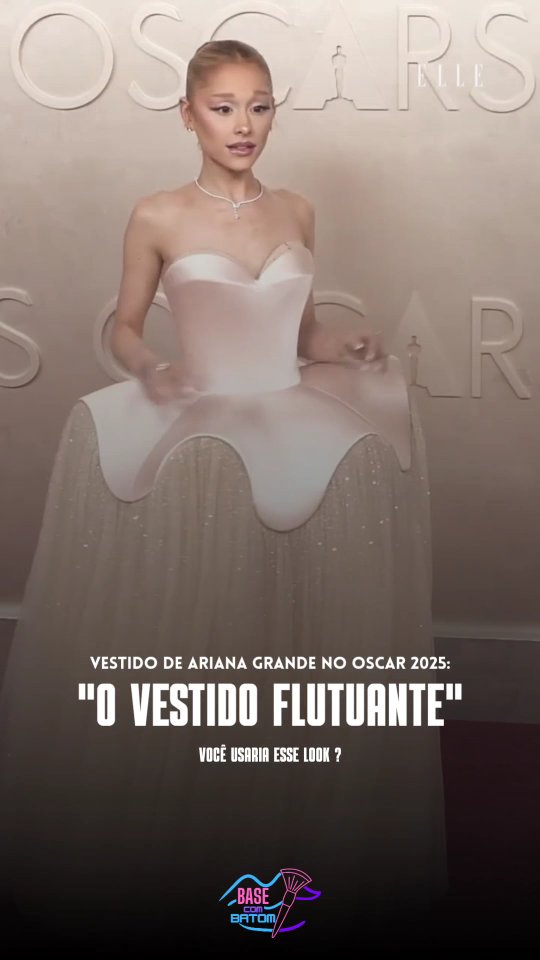 ✨ Você usaria esse look?
.
.
#basecombatom #glowup #belezanatural #estilo #estilosa #selenagomez #makeup #cantora #celebrity #automaquiagemonline #arianagrande