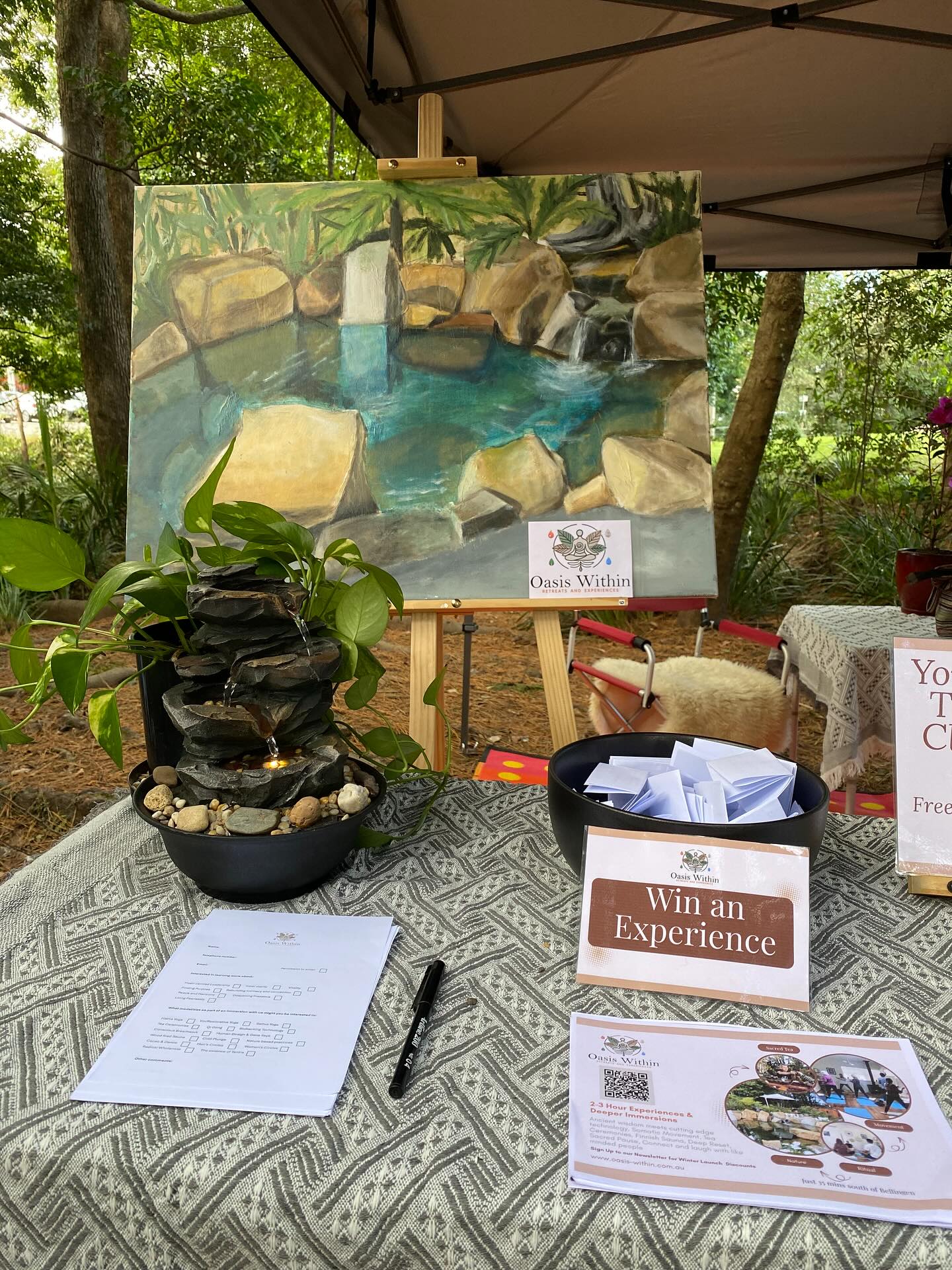 Creat turn out at Bello Market today. So many beautiful connections excited to experience our offerings. One lucky winner will be drawn out of our bowl here to win a winter wellness experience this winter. Thank you to Freya for our wonderful artwork on display today. #nambuccavalley #bellingen #healthylifestyle #somatichealing