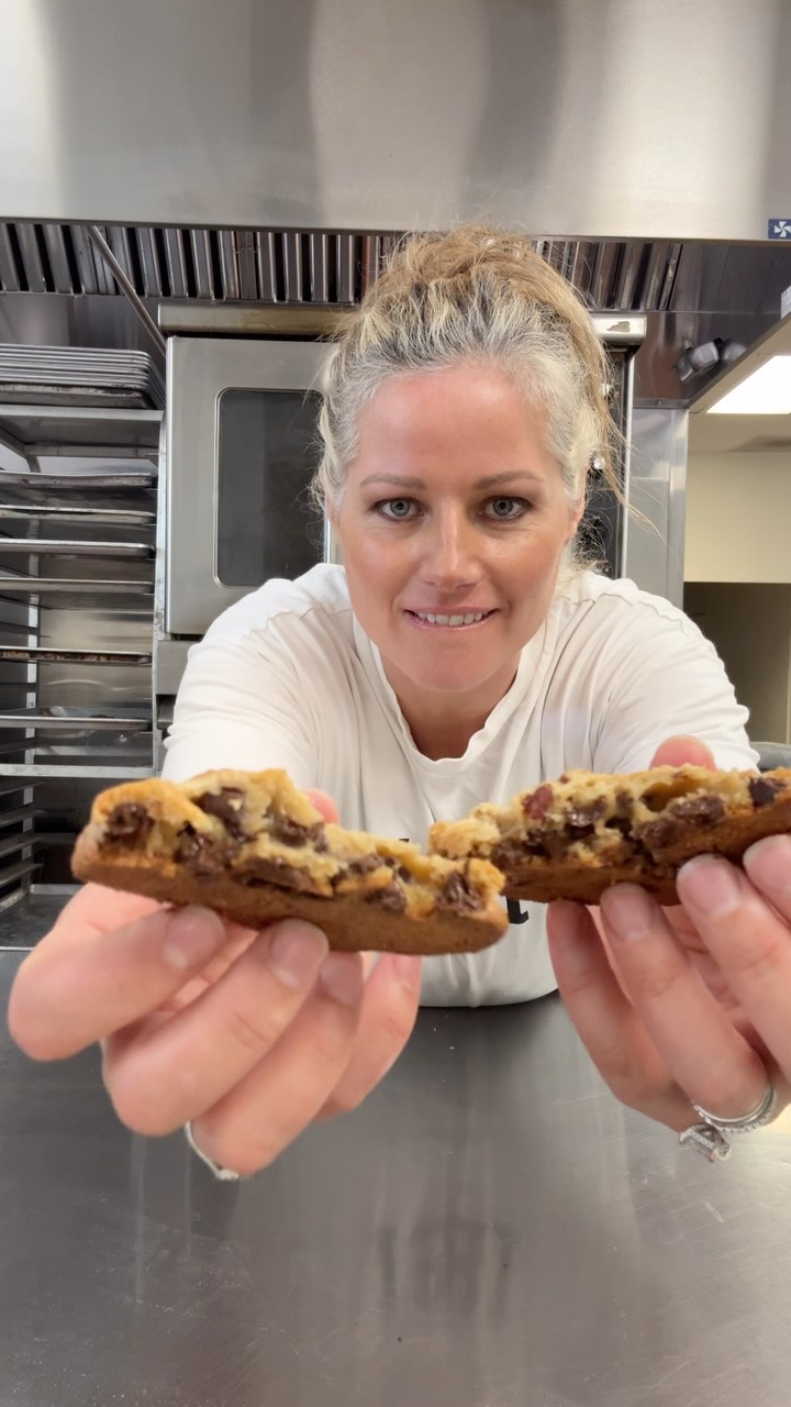 Classic Chocolate Chip Cookies
Gwen Marlowe Catering offers a Milk & Cookies Station. It’s so FUN!
Here my wife is featured making her famous cookies for a bride who requested the Milk & Cookies Station for a dessert option at her wedding a couple weeks ago. Coincidentally it was the same wedding that featured our delicious Chicken Marsala featured in a different video. Go check it out🤙
Shoutout to our friends at @villagebreadcalimesa for the delicious pastry we tasted featured in the video
#catering #corporate #corporatecatering #corporateevents #catering #food #foodporn #foodie #foodblogger #foodlover #foodstyle #foodstagram #fooddiary #foodpassion #cateringservice #cateringevent #cateringevents #cateringsby #cateringlife #cateringby #caterings #cateringwedding #cateringservices #southerncalifornia #events #familymeals #foodprep