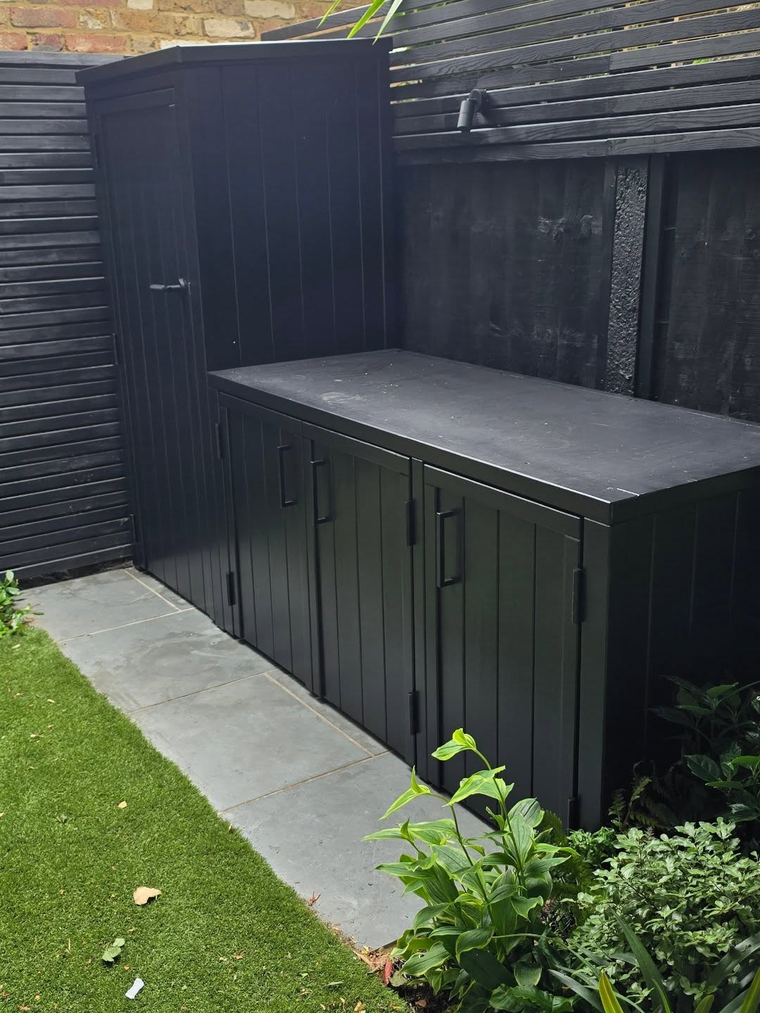 Out door kitchen with garden storage ready for worktop.
#outdoorcooking
#outdoorkitchen
#handmade
#garden