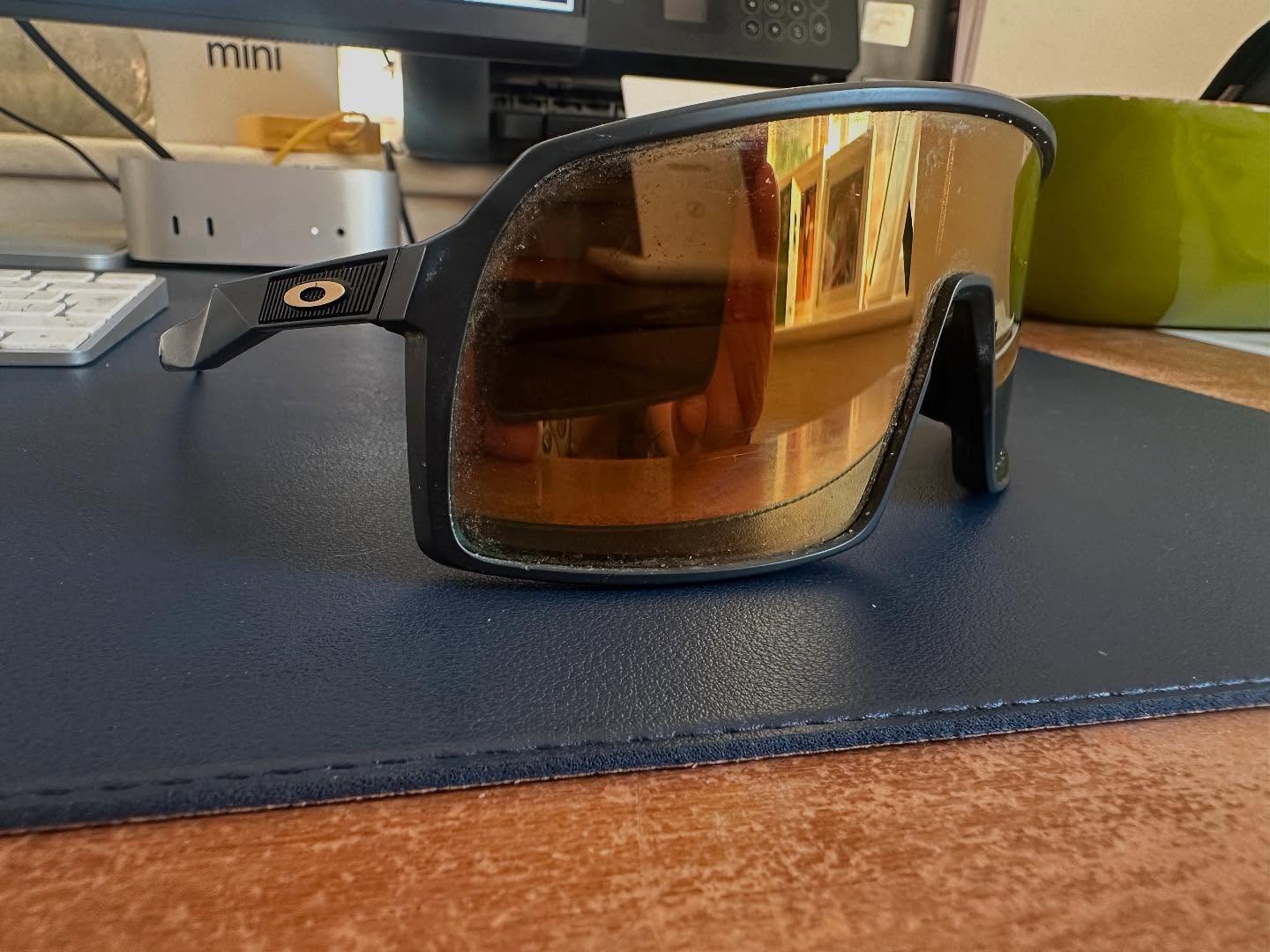 Steve from @northnorfolkpaddleboards has found these glasses in the creek…. Are they yours? @archie_case?
Many thank Steve 🙏
#volunteer
#karma
#smartshades